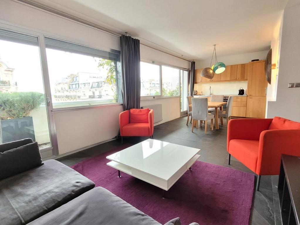 Apartment Eiffel Tower - Luxury 2 Bedroom *