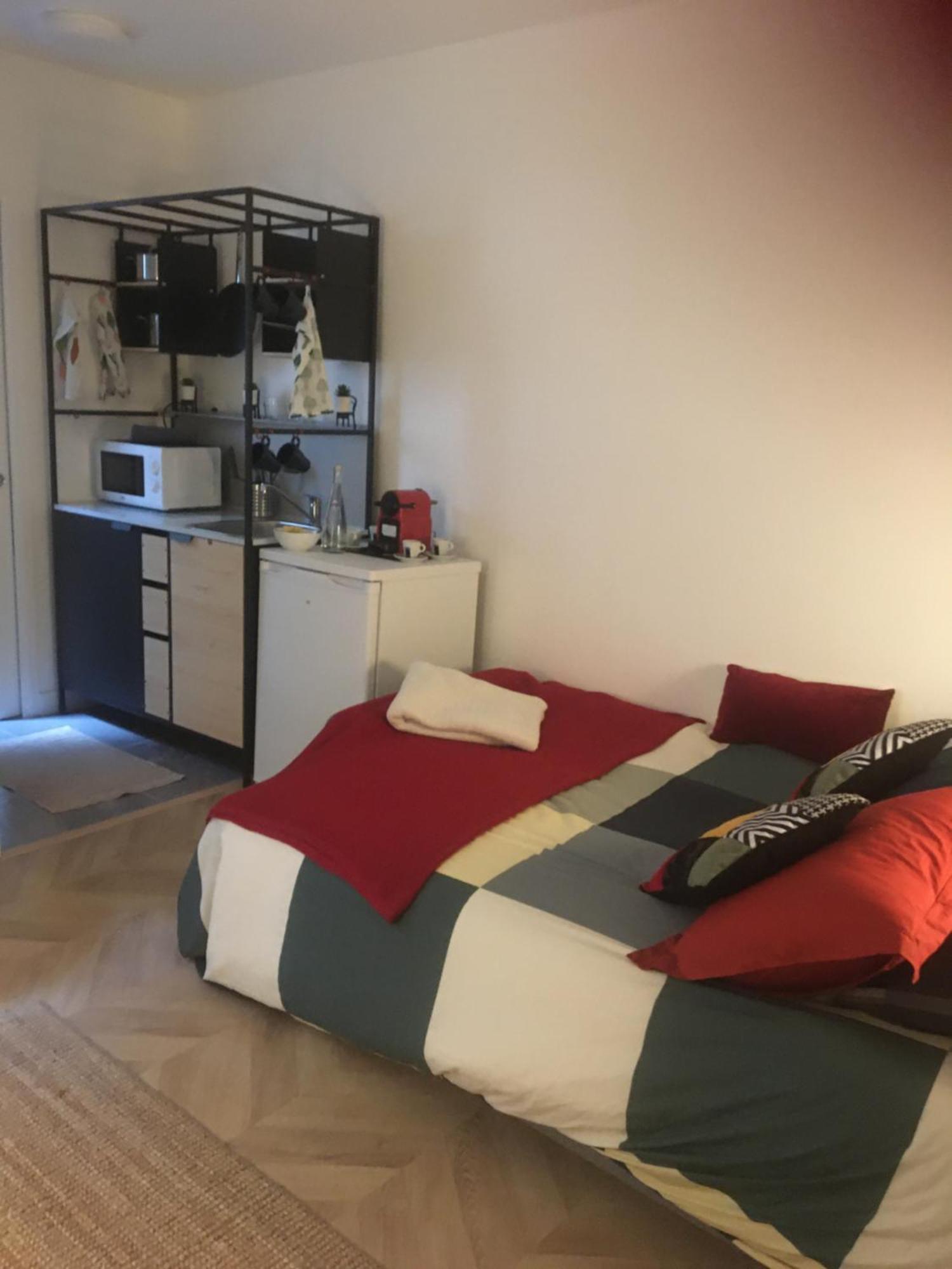 Apartment Tour Eiffel