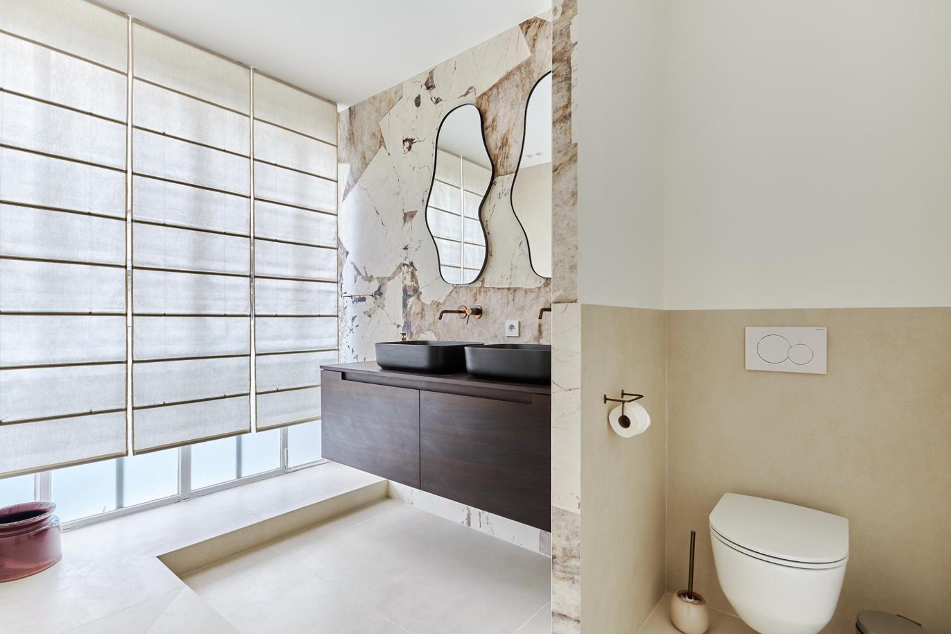 Sublime 3 Bedrooms Center Of By Prestige Apartment