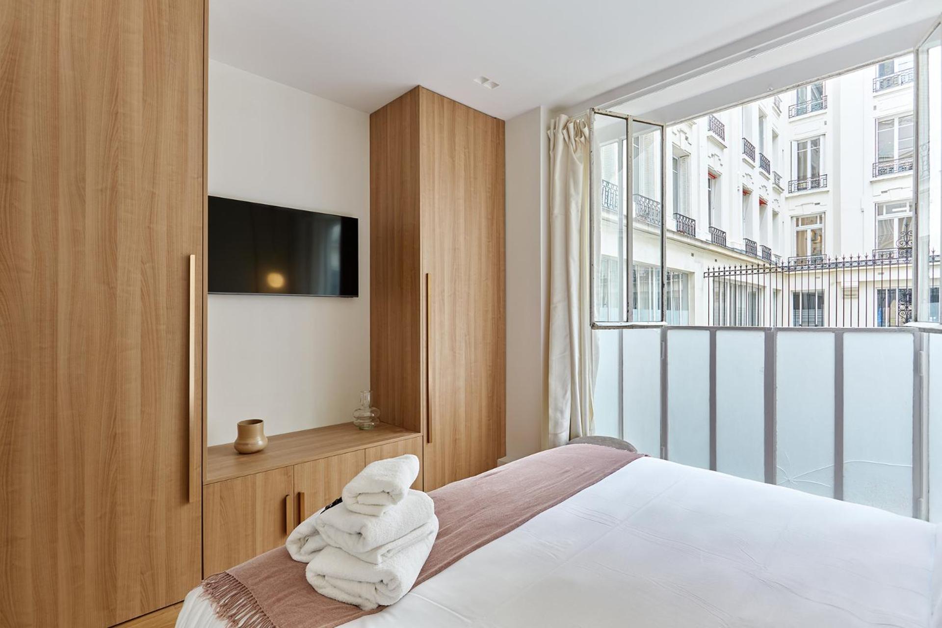 Apartment Sublime 3 Bedrooms Center Of By Prestige