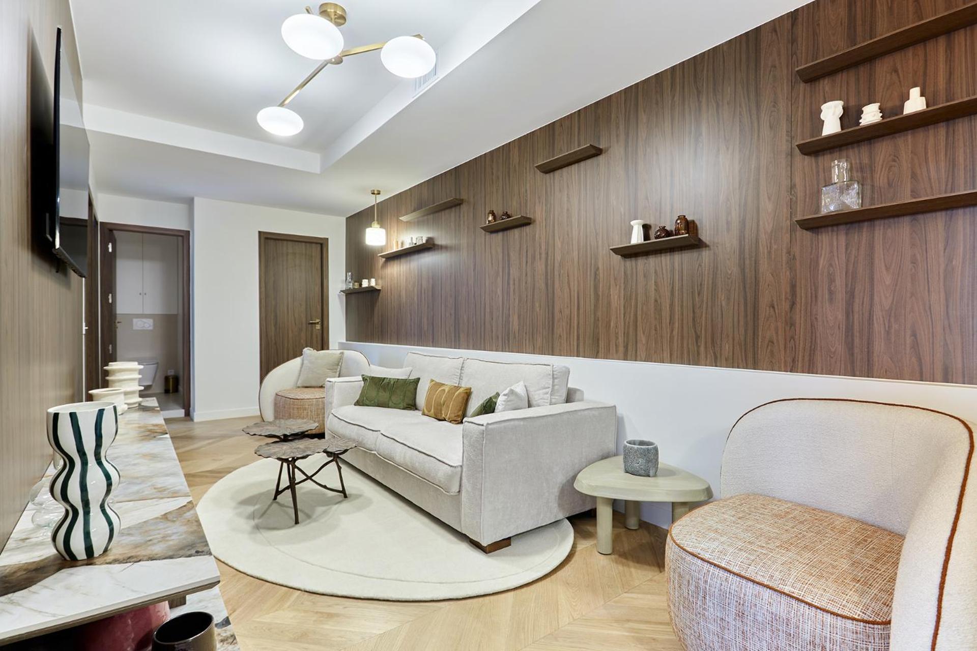 Sublime 3 Bedrooms Center Of By Prestige * Paris