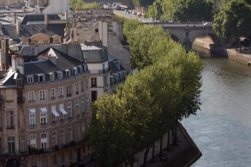 Apartment Ile Saint Louis, Notre Dame, 1 2 A 4p Paris