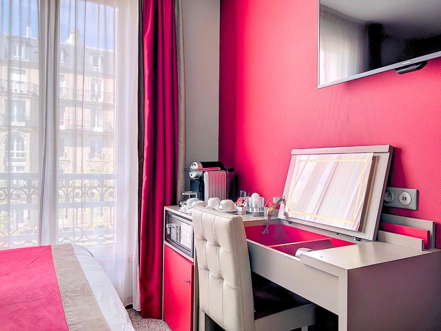 Western Nouvel Orleans Montparnasse Hotel Paris