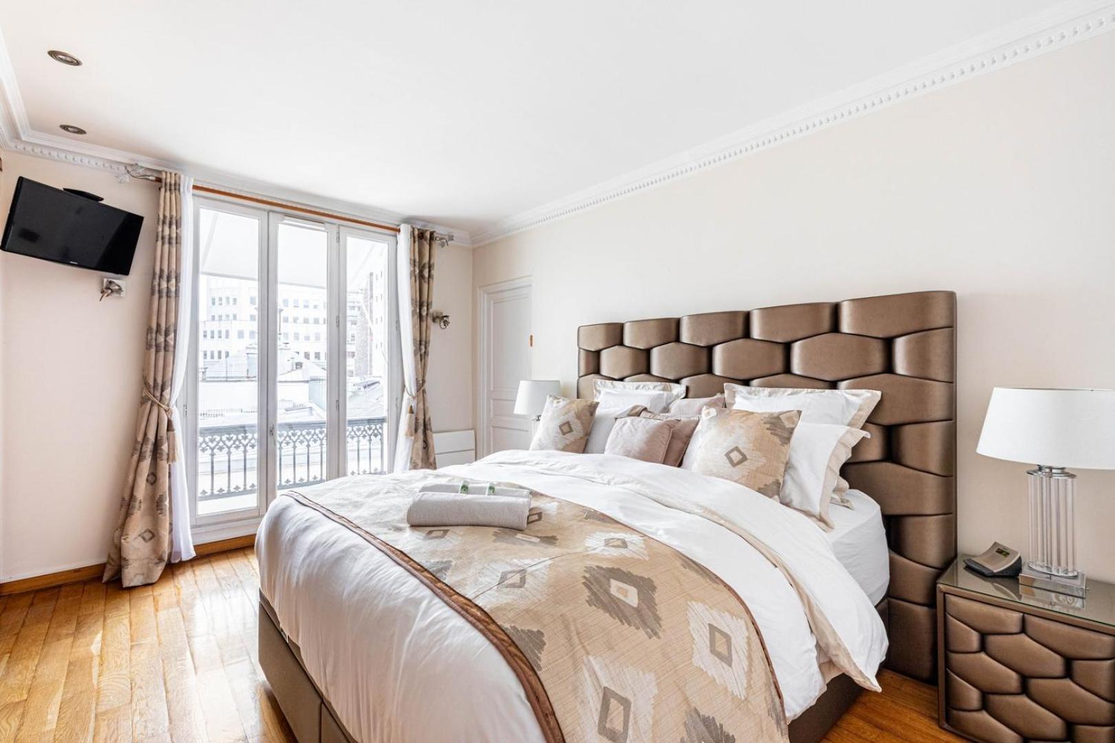 Guestready - A Slice Of Parisian Paradise *