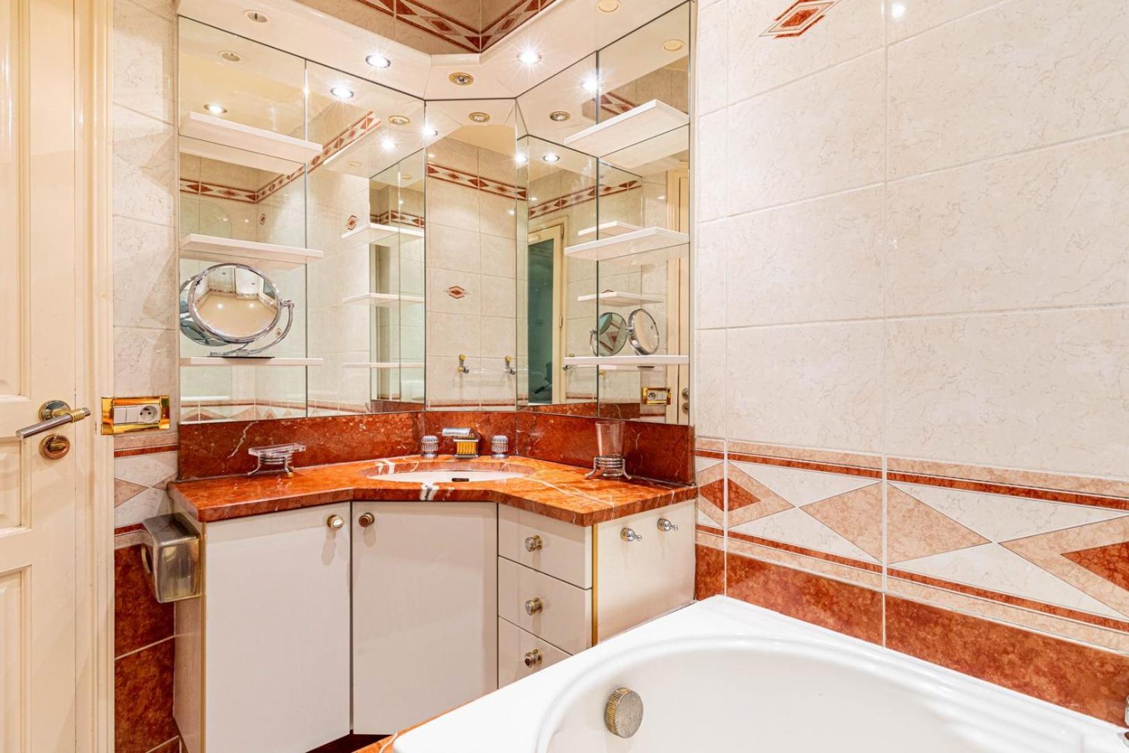 Guestready - A Slice Of Parisian Paradise Apartment