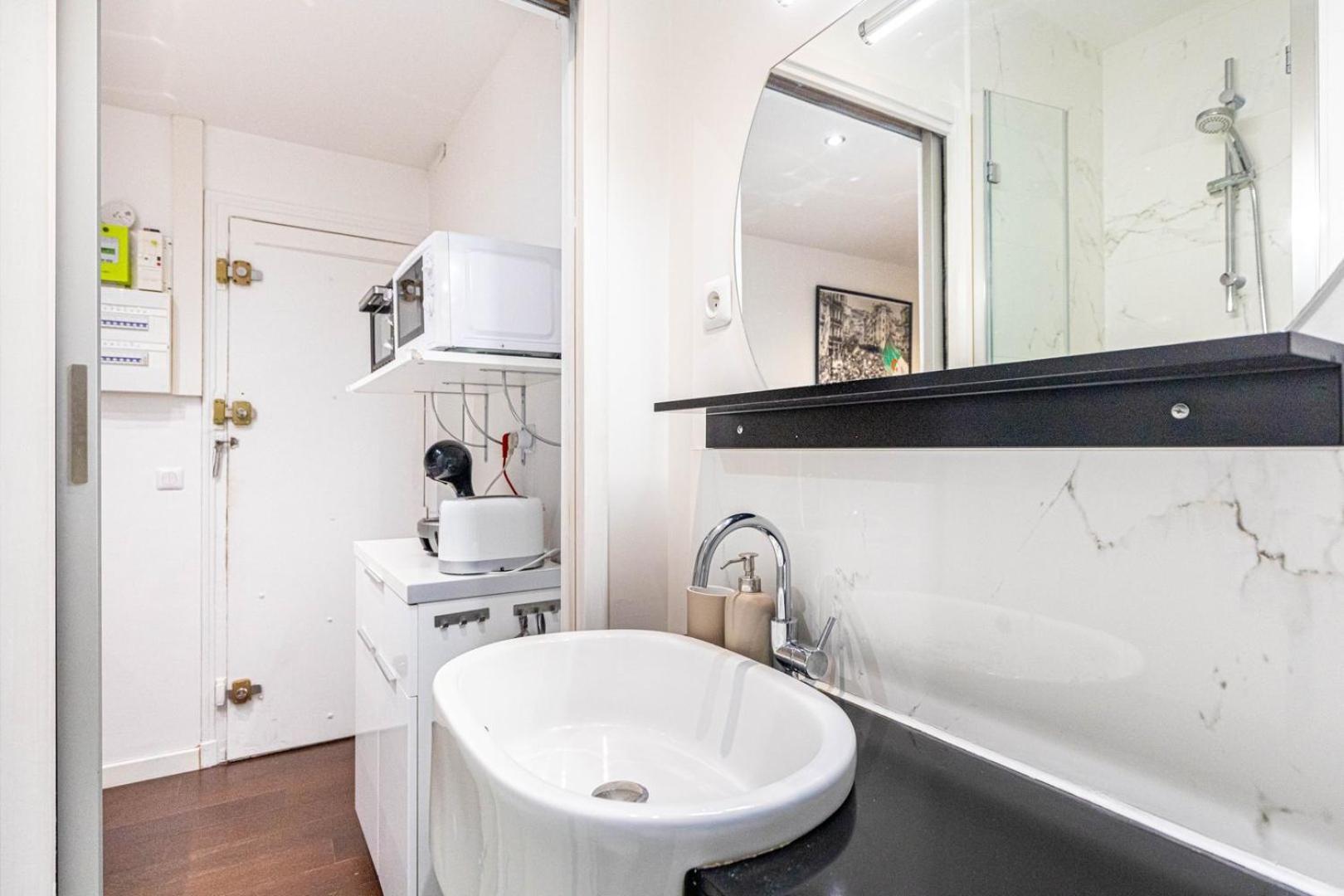 Guestready - Confortable A 2 Pas Du Louvre Apartment Paris