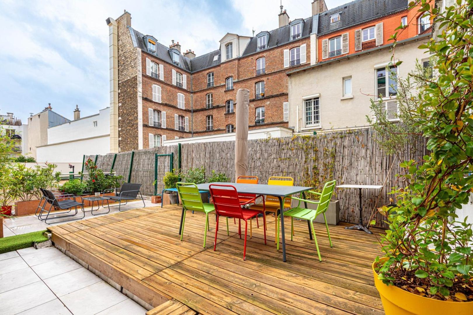 Guestready - Bright Retreat With A Terrace Apartment