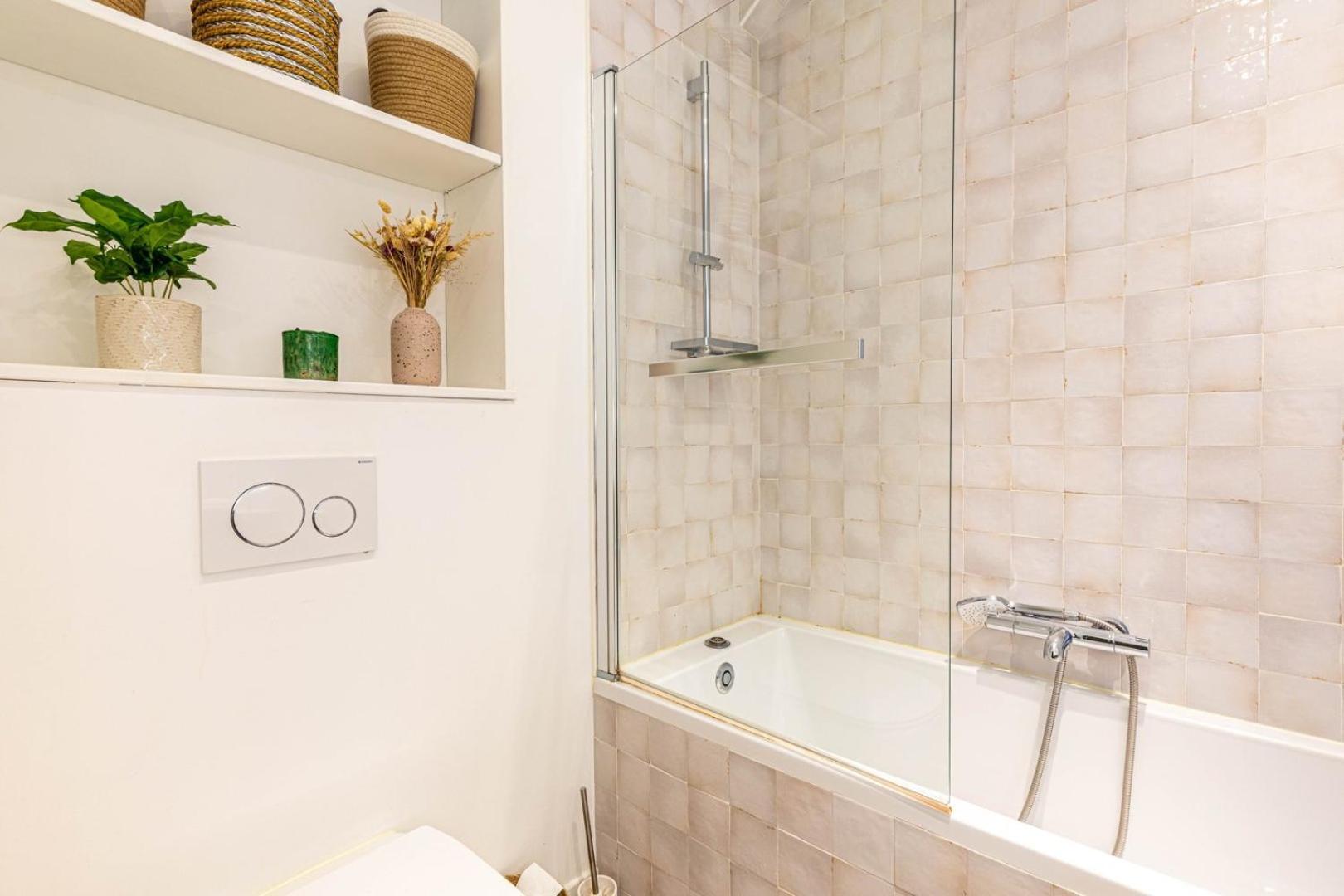 Guestready - Bright Retreat With A Terrace Apartment *