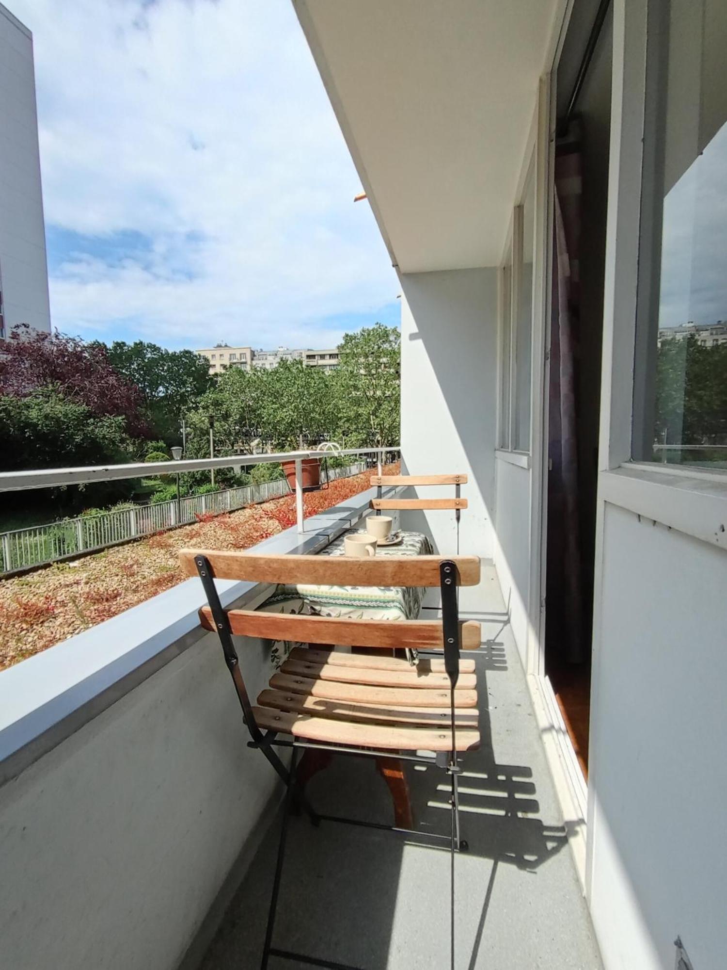 Cosy Centre Au Pied Du Metro Homestay Paris