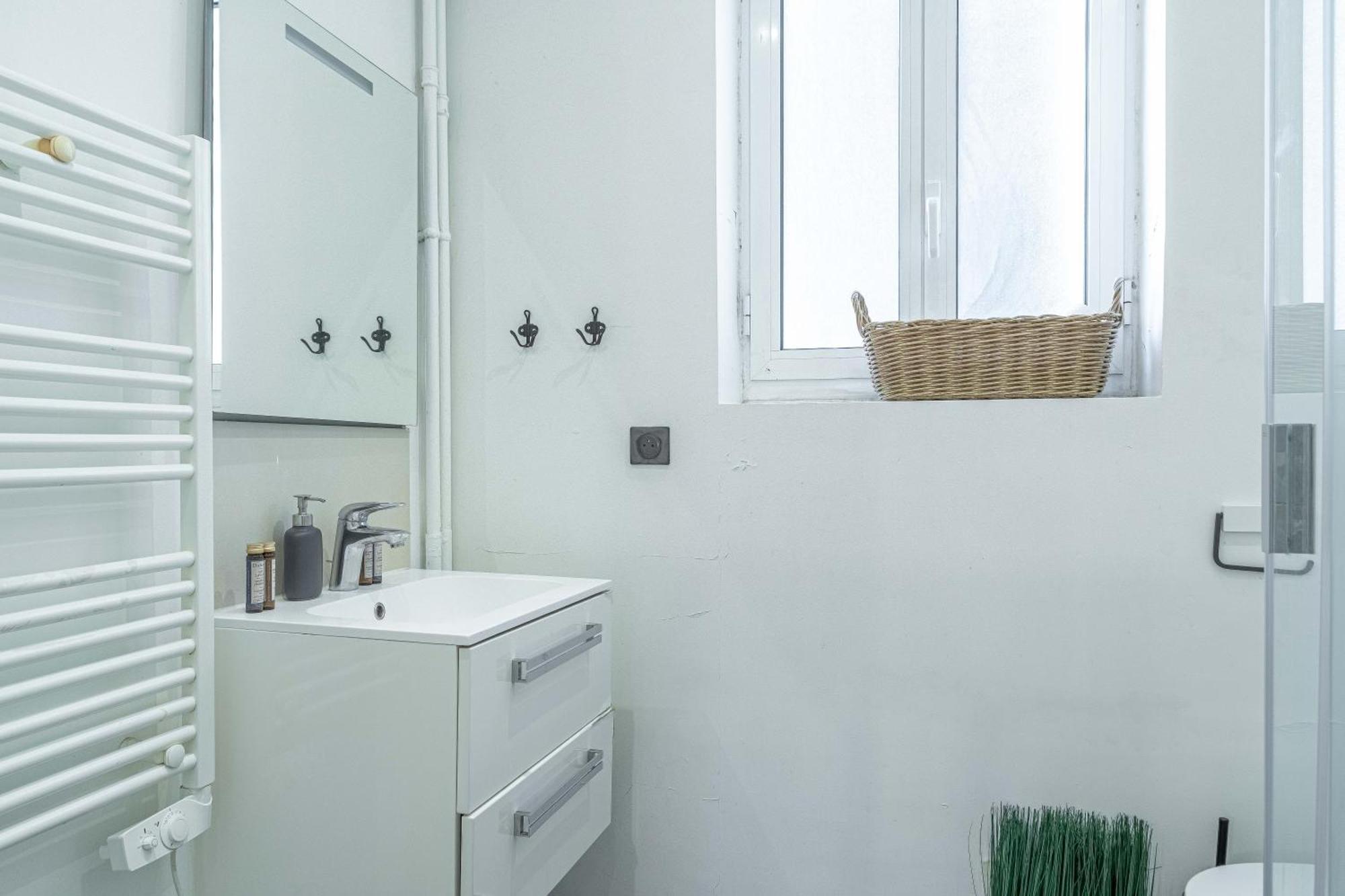 Apartment Lavie Maison Faubourg St Honore Paris