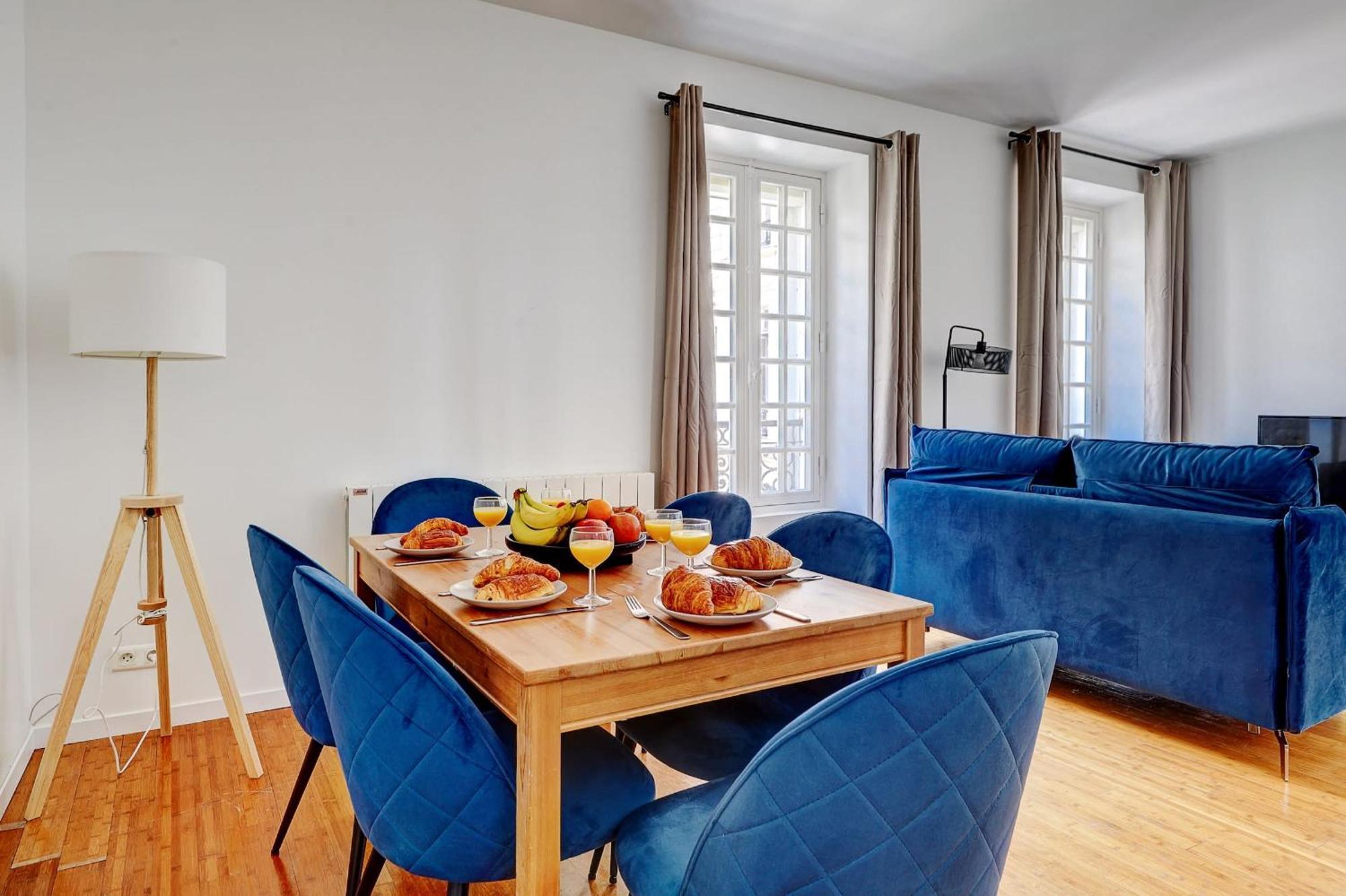 Champs-elysees - 2br With Balcony - Cityapartmentstay Apartment *