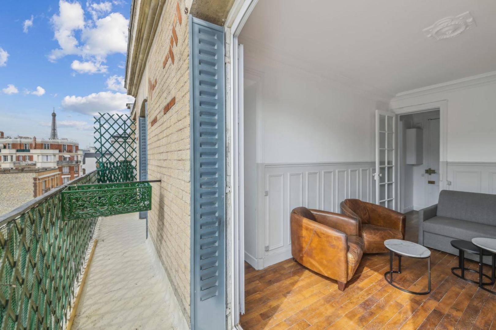 550 Quinault - Superbe A Paris