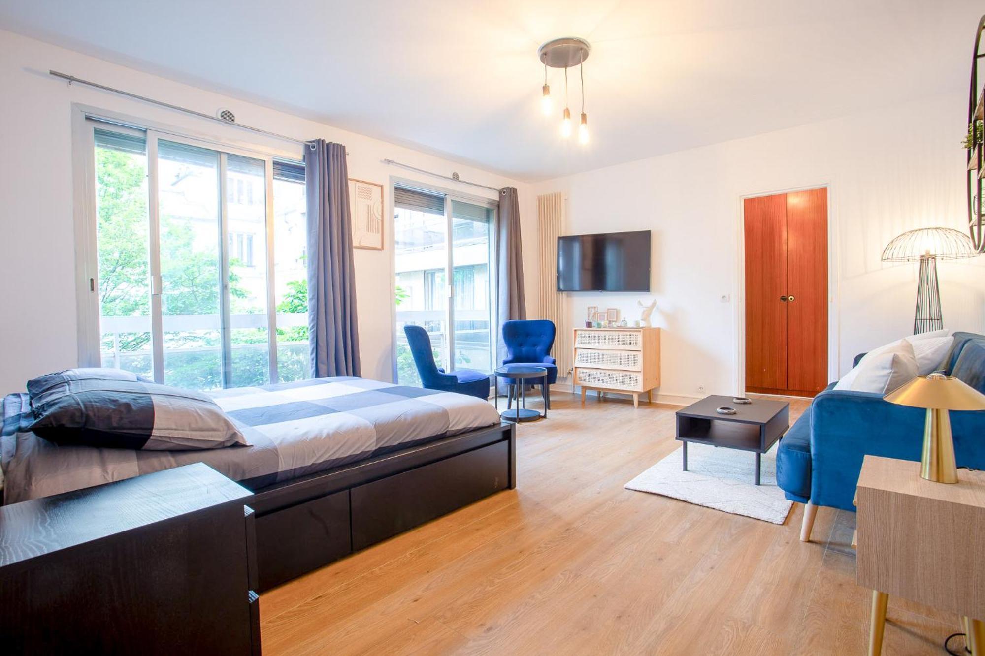 Appartement Moderne Champs-elysees