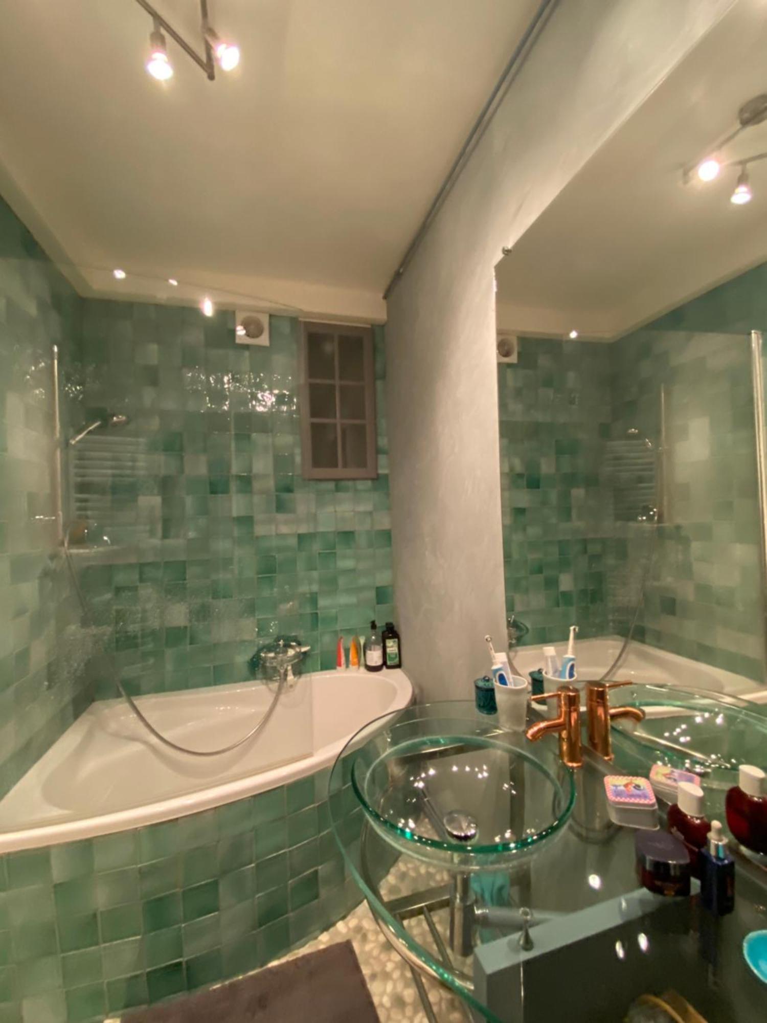 Apartment Grand Avec Parking Montparnasse 14e Paris