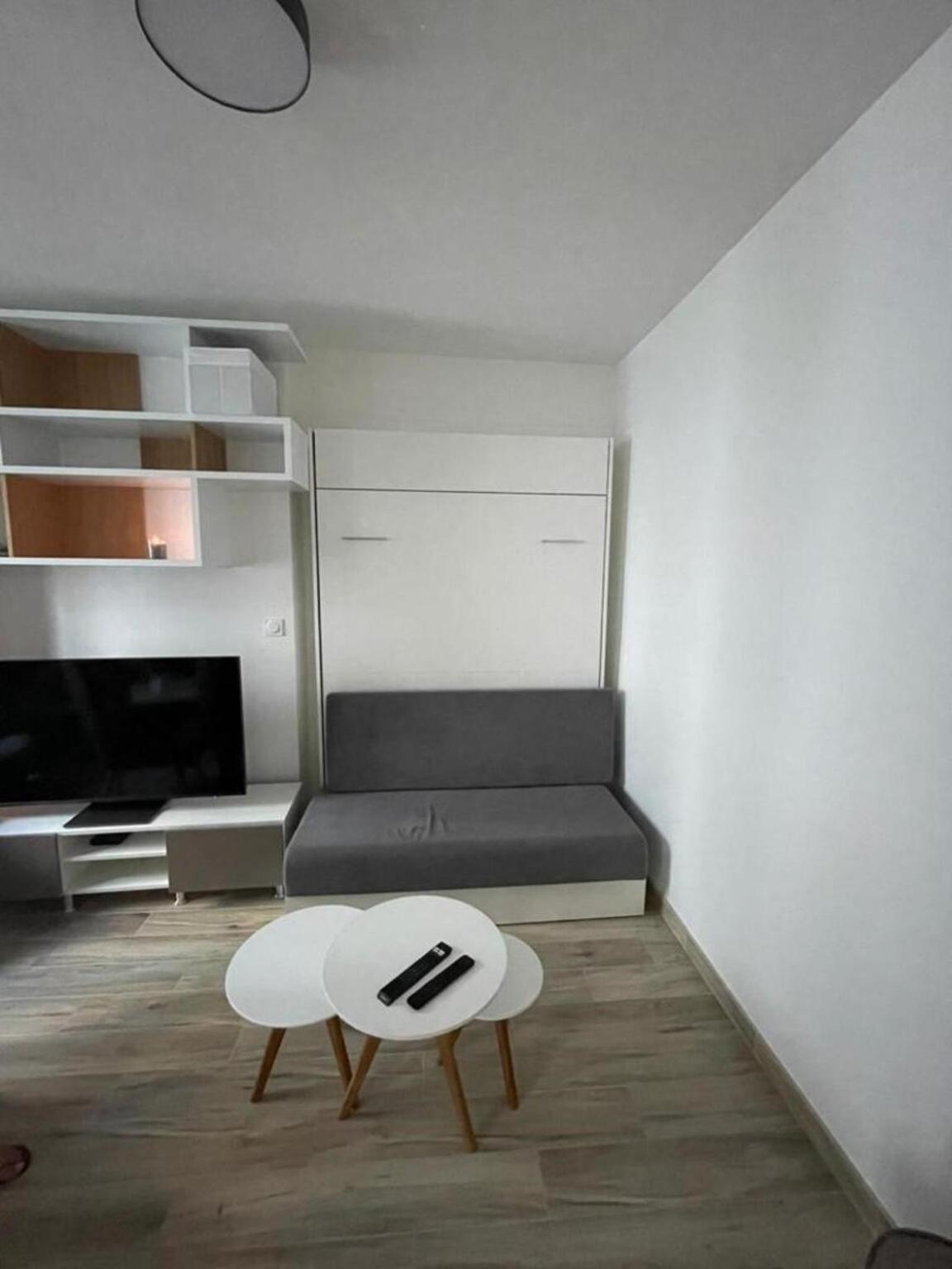 Buzelin 18eme Apartment Paris