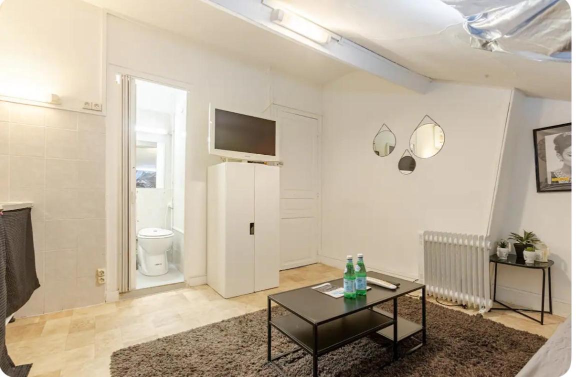 Cosy- Centre