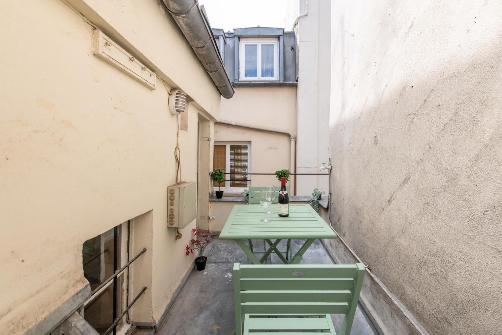 Geranimus 36b : Hearth Of Apartment *