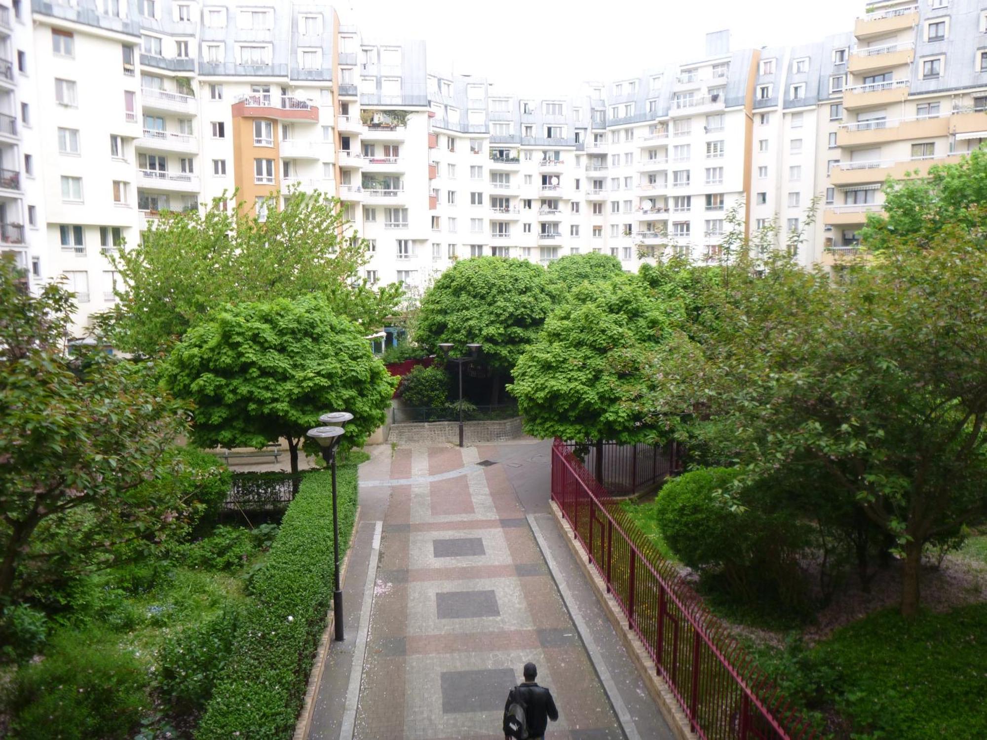 Familial - Canal St Martin * Paris