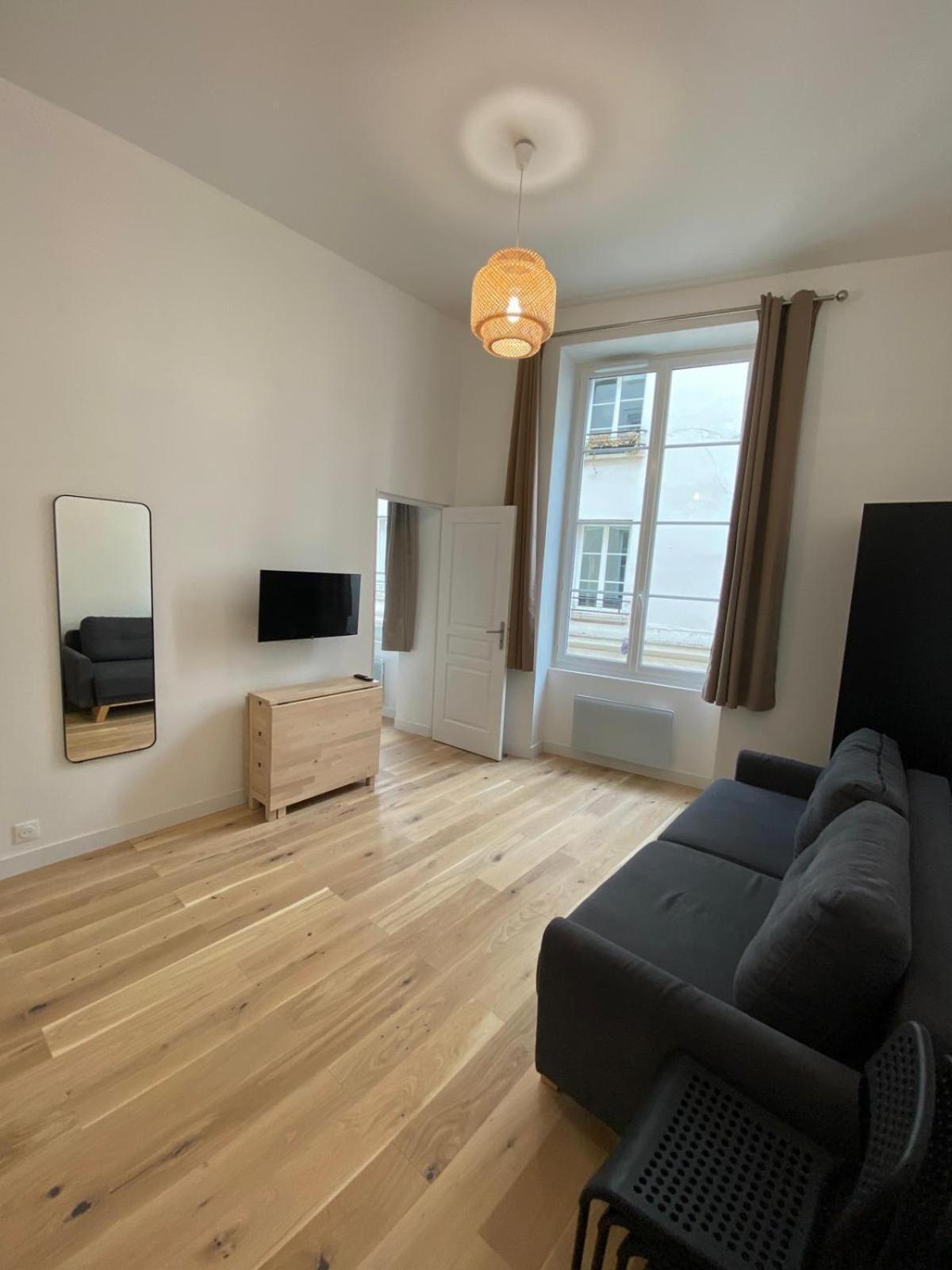 Appartement Bonne Nouvelle *