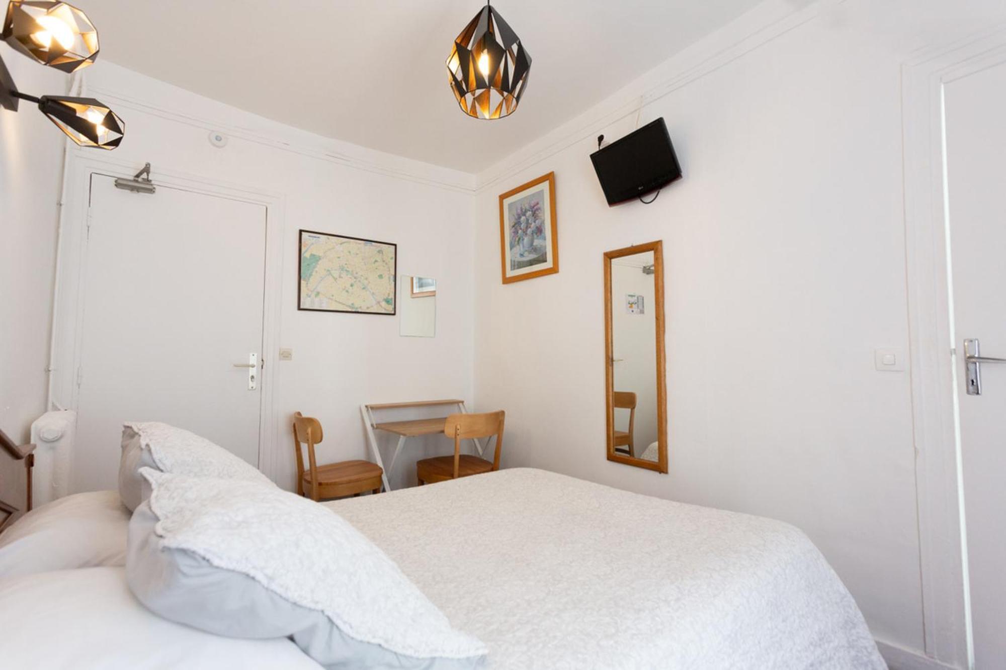 Ideal Hotel 3*