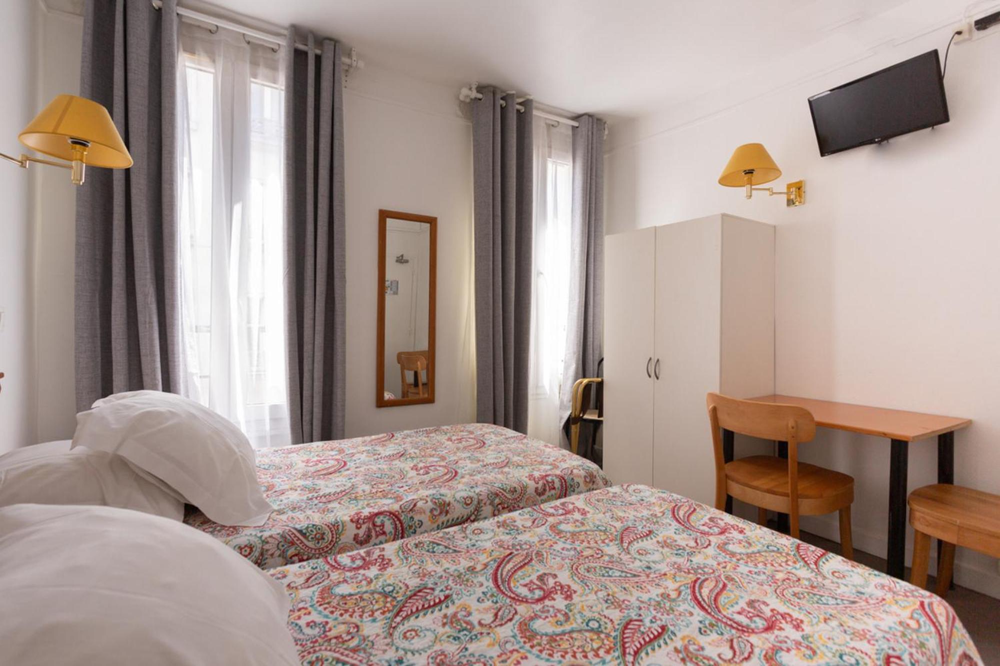 Ideal Hotel