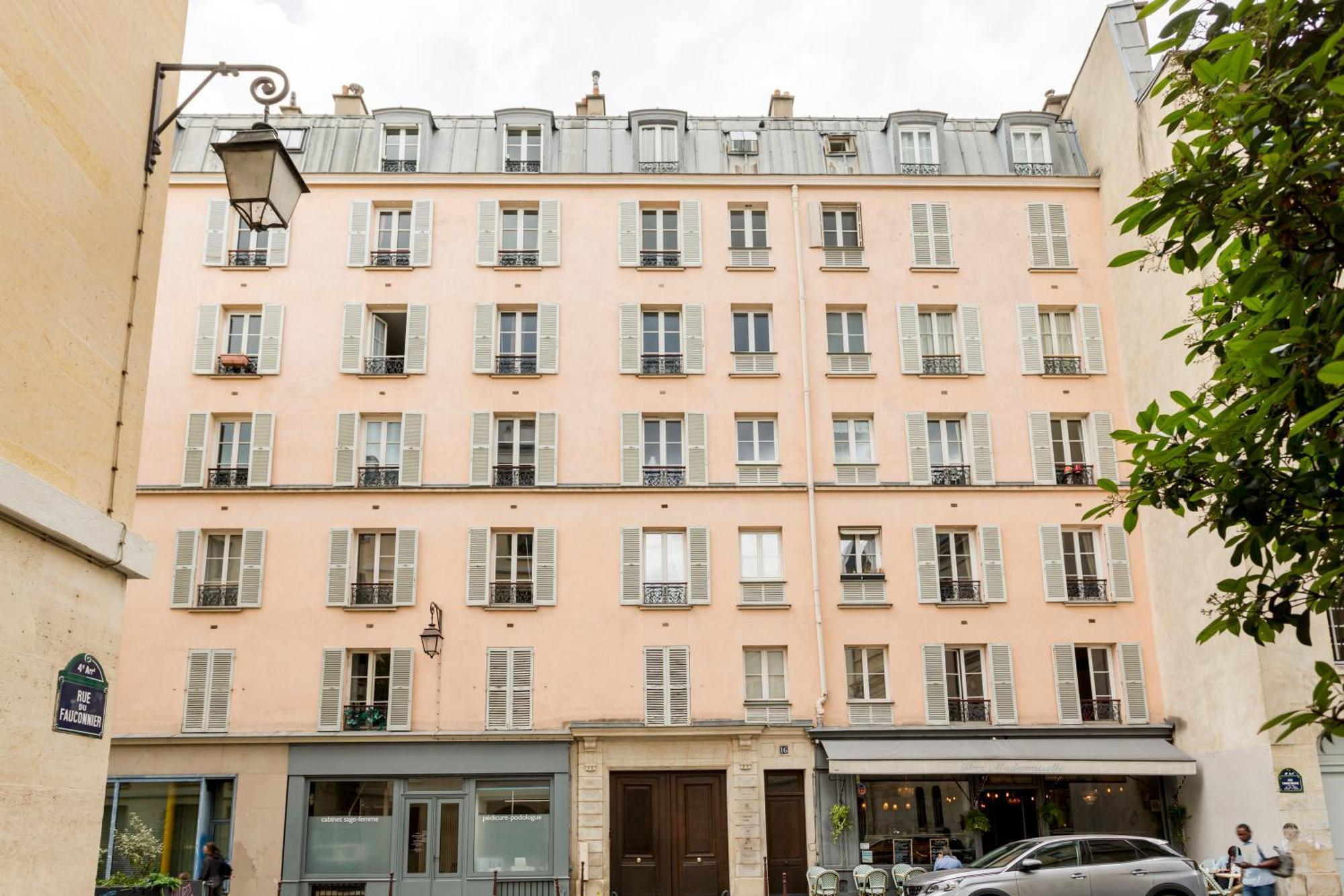 Saint Paul Le Marais Charlemagne *