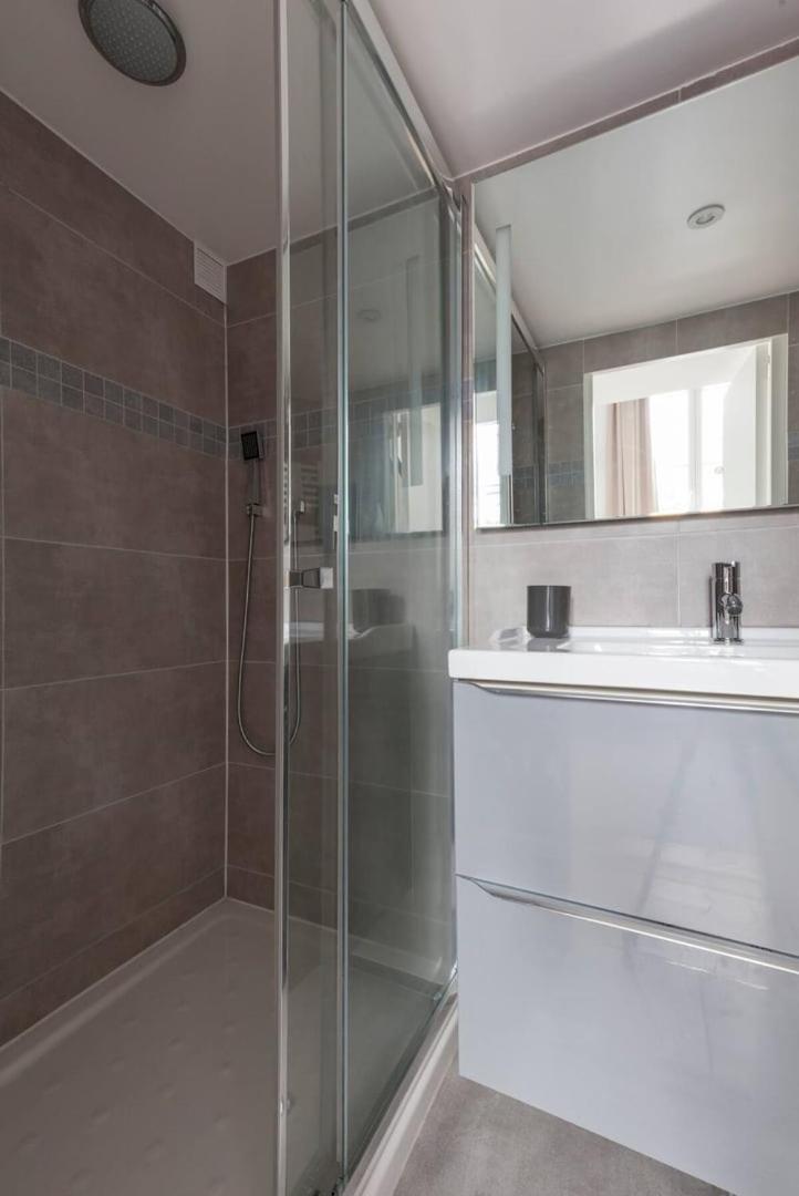 Apartment Center - Stylish Apt In Le Marais, 4pax Paris