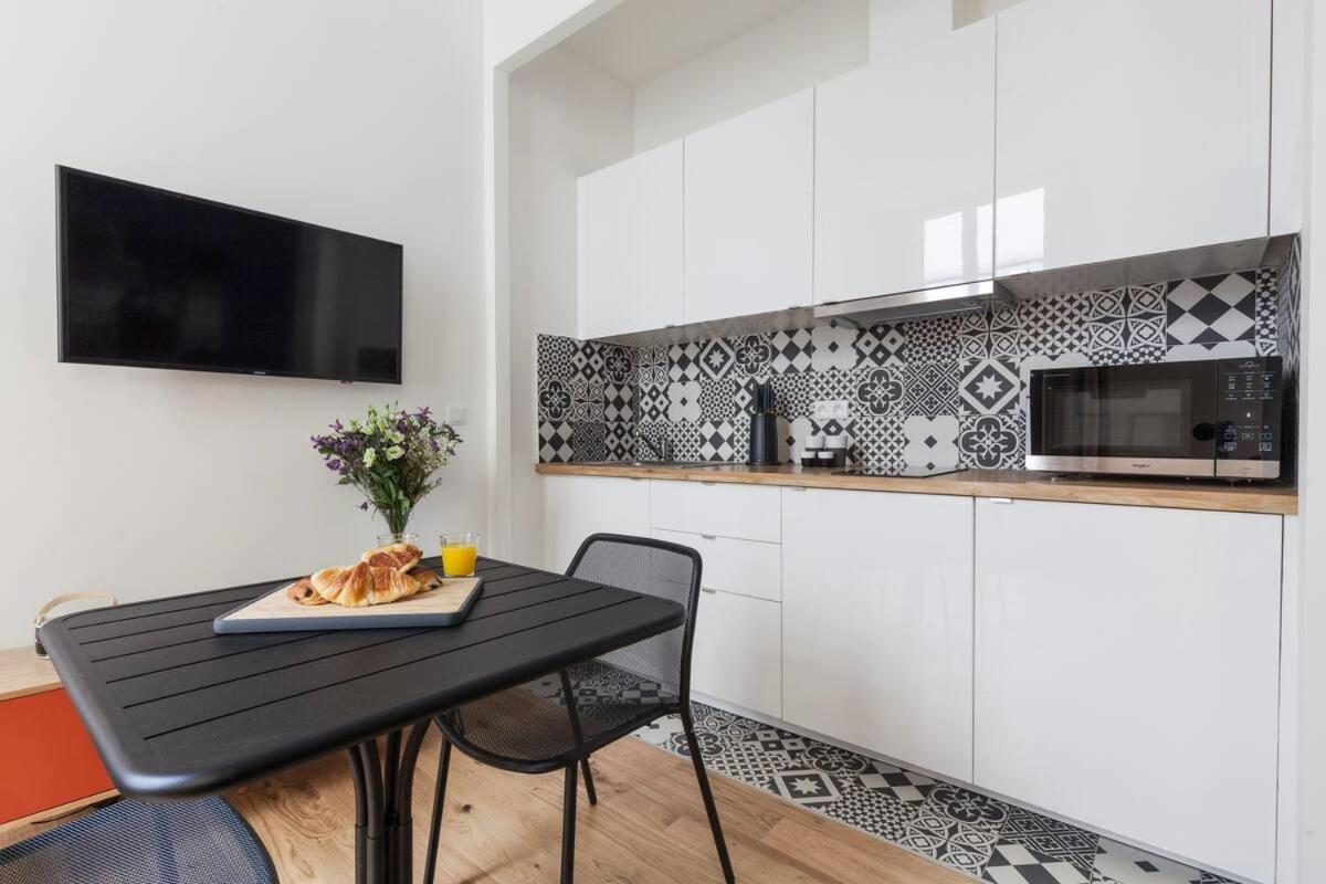 Apartment Center - Stylish Apt In Le Marais, 4pax Paris