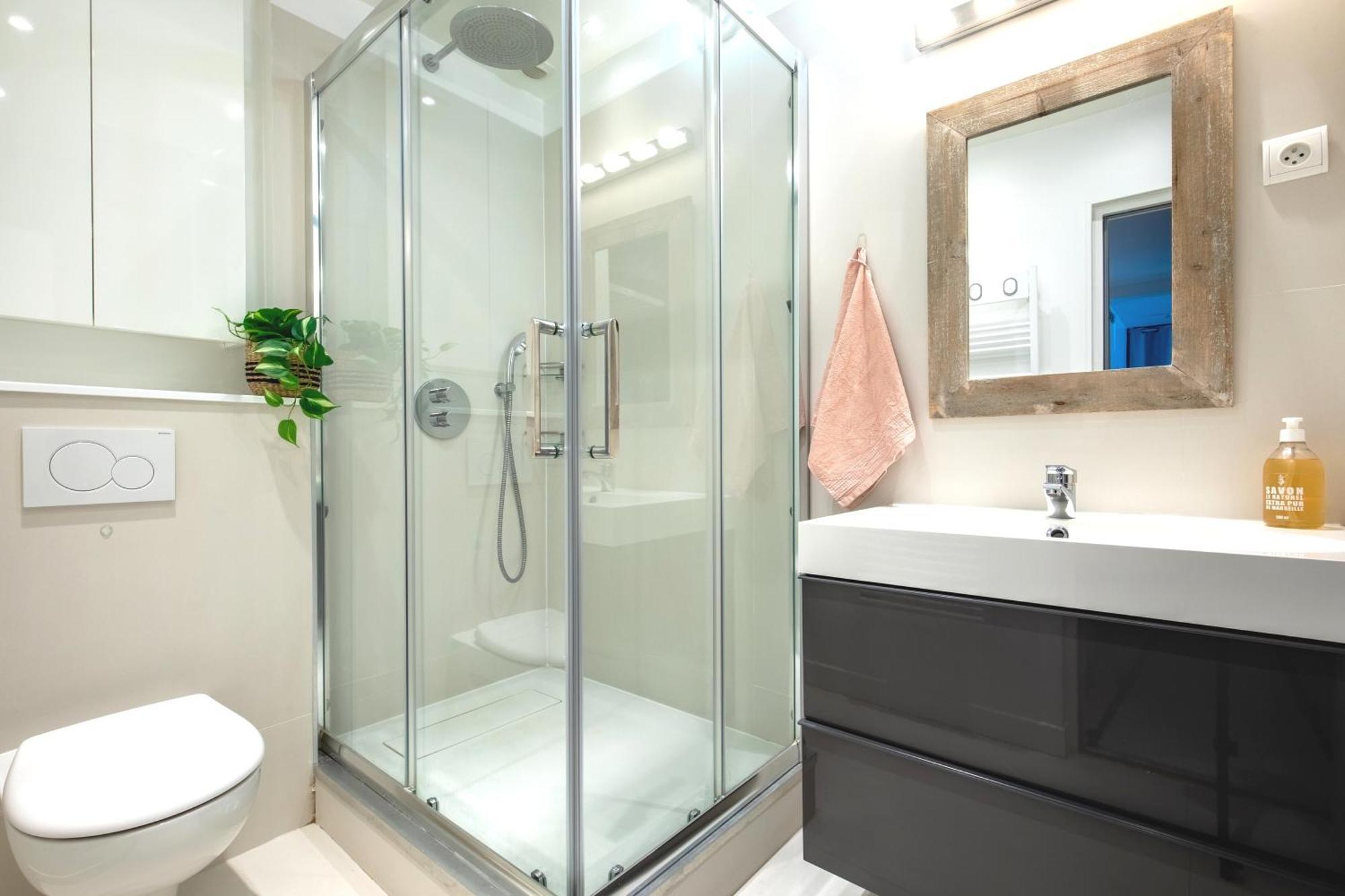 Luxury Floor Duplex Near Le Marais * Paris