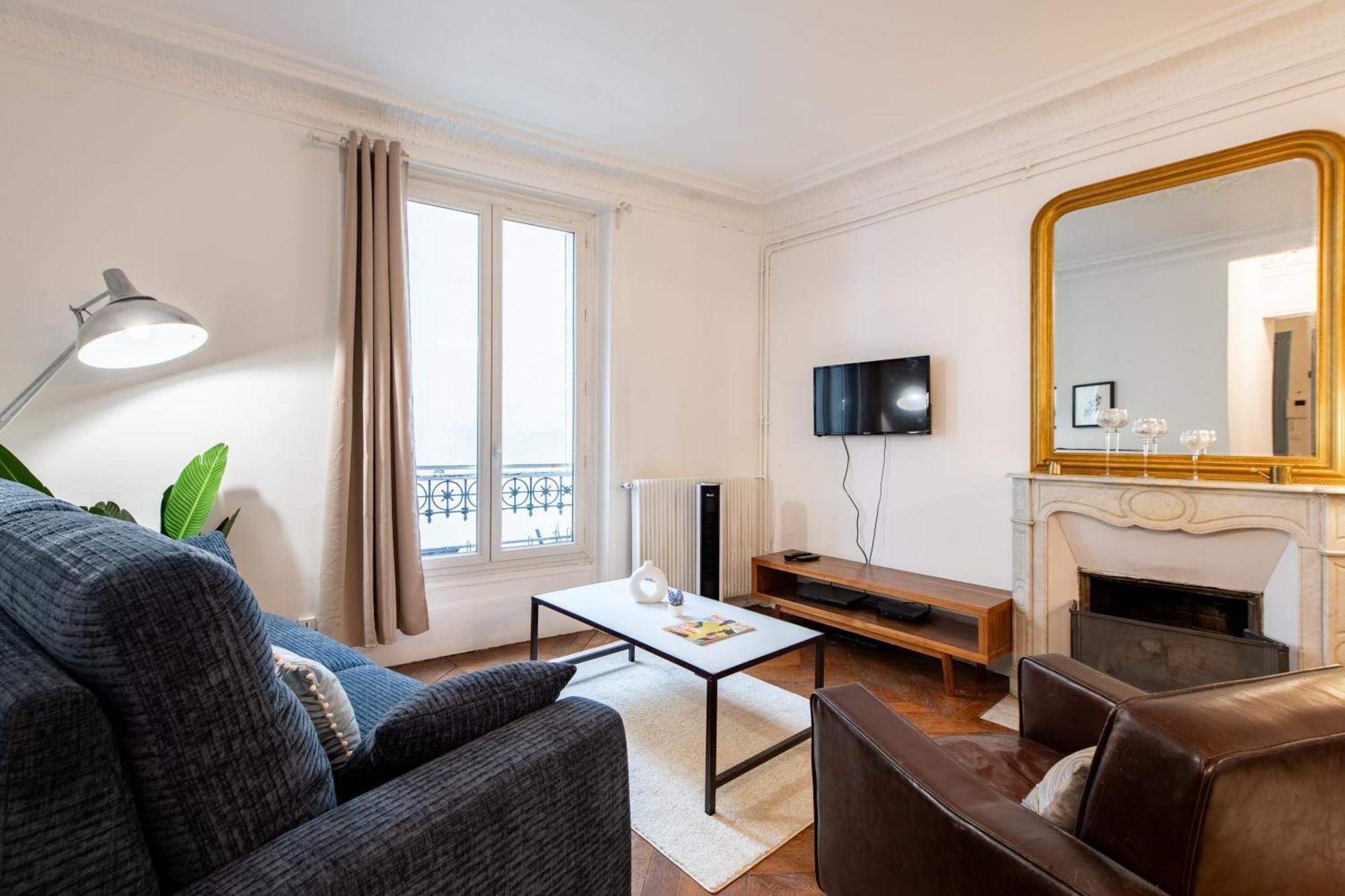 Stylish 2-bedroom Near The Famous Moulin Rouge Appartement