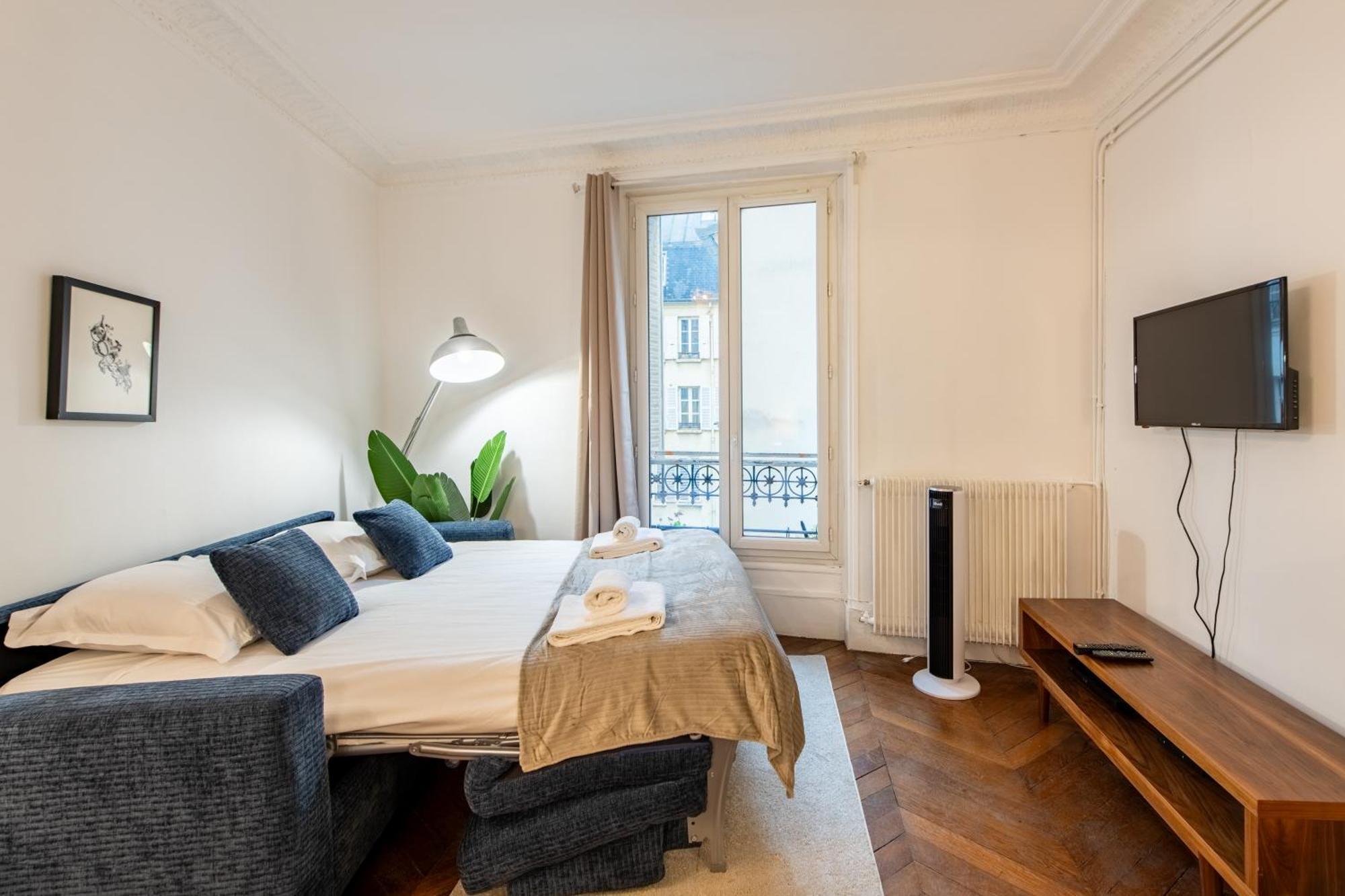 Stylish 2-bedroom Near The Famous Moulin Rouge Appartement Paris