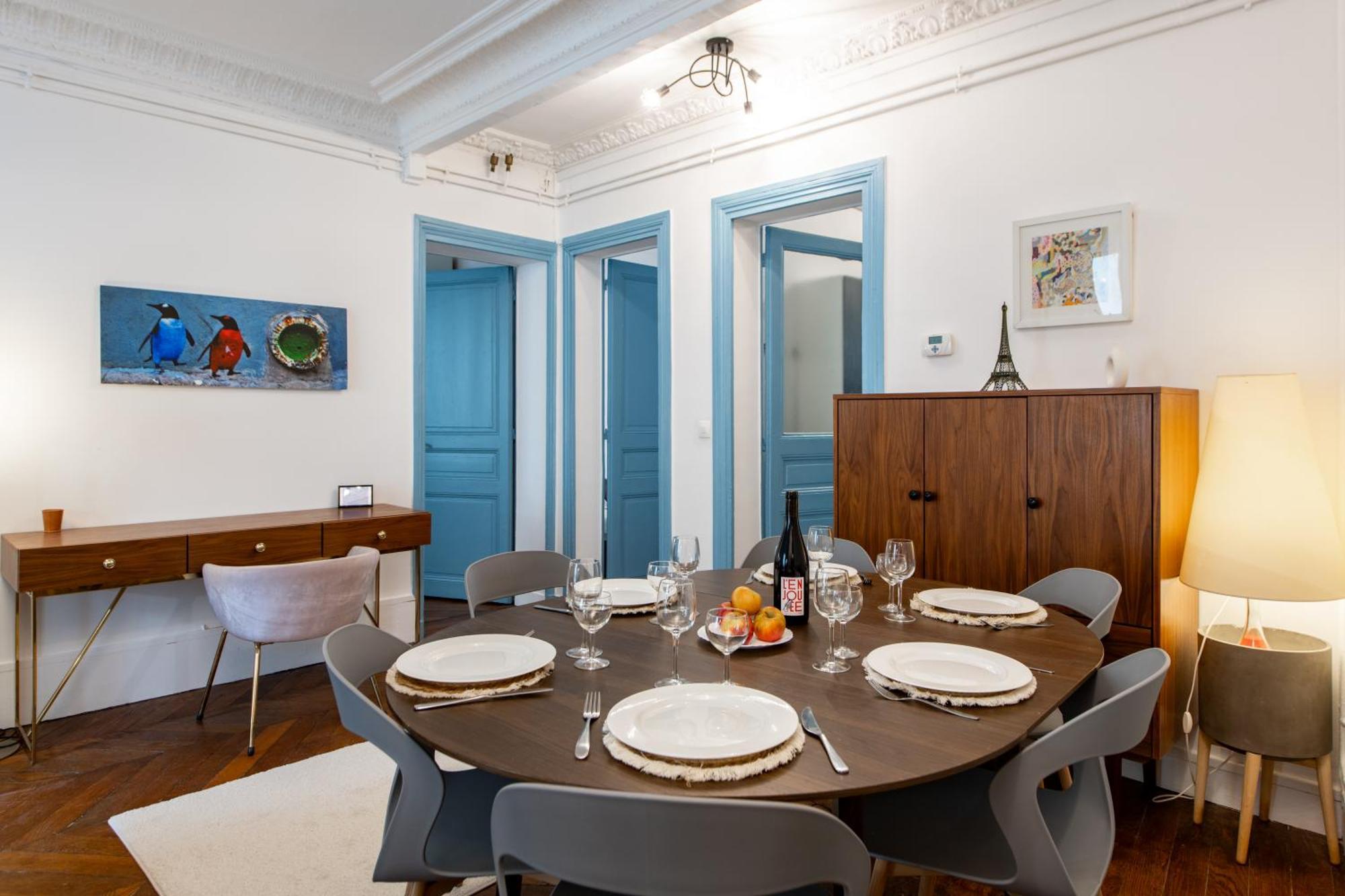 Stylish 2-bedroom Near The Famous Moulin Rouge Appartement