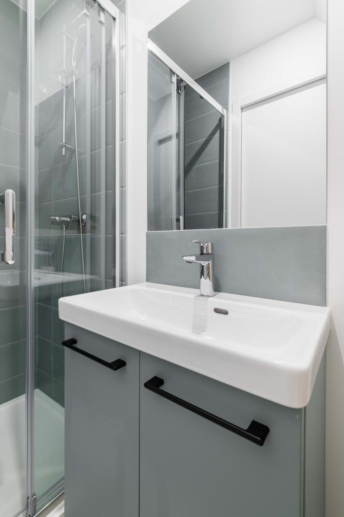 2 Pieces Refait A Neuf Dernier Etage - 19 - 4p - Flat-guest Apartment *