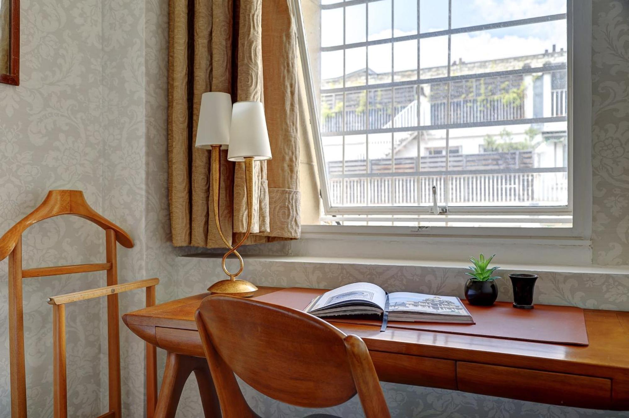 Apartment Eiffel Tower - 1br With Balcony - Cityapartmentstay Paris