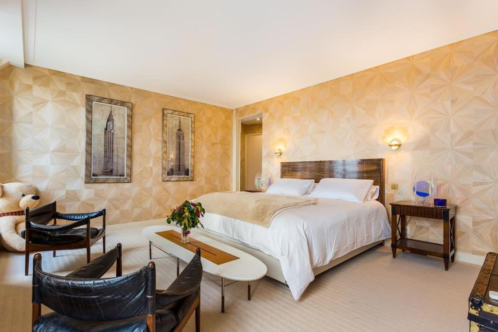 New Rbnb Eiffel Tower Rooftop 360 Terrace View And Parking Apartment Paris