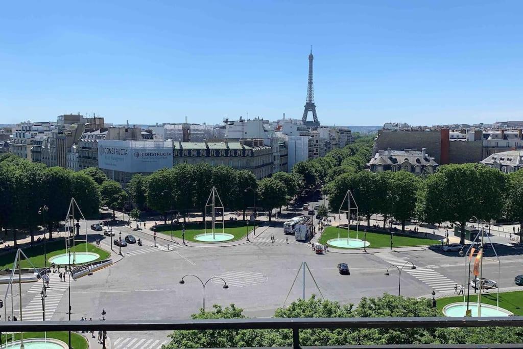 New Rbnb Eiffel Tower Rooftop 360 Terrace View And Parking Apartment Paris