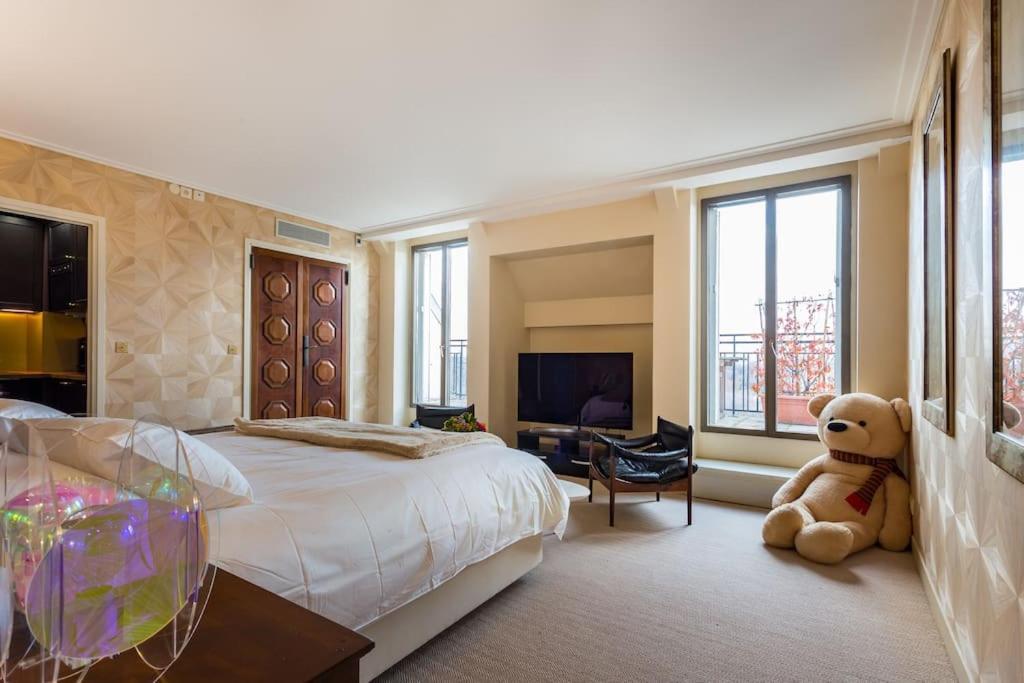 Apartment New Rbnb Eiffel Tower Rooftop 360 Terrace View And Parking Paris