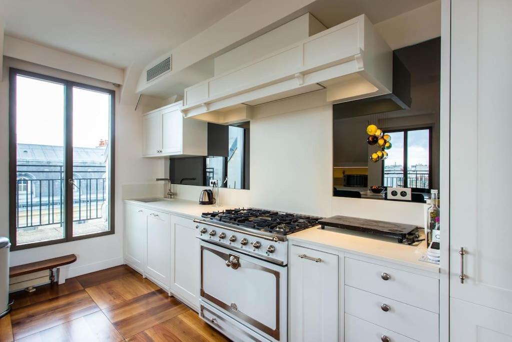 Apartment New Rbnb Eiffel Tower Rooftop 360 Terrace View And Parking Paris