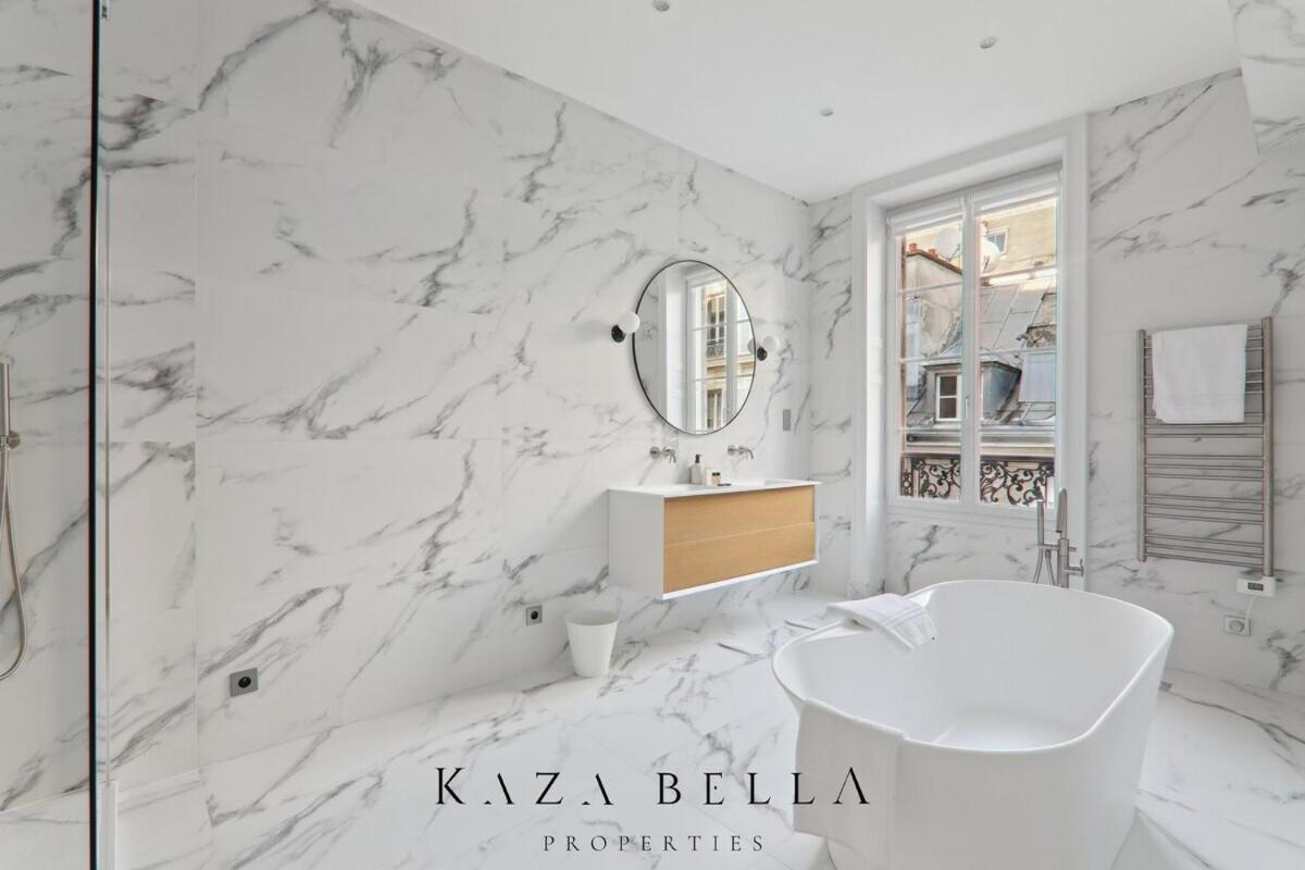 Kaza Bella - 8 Luxurious Close To Arc De Triomphe Apartment *
