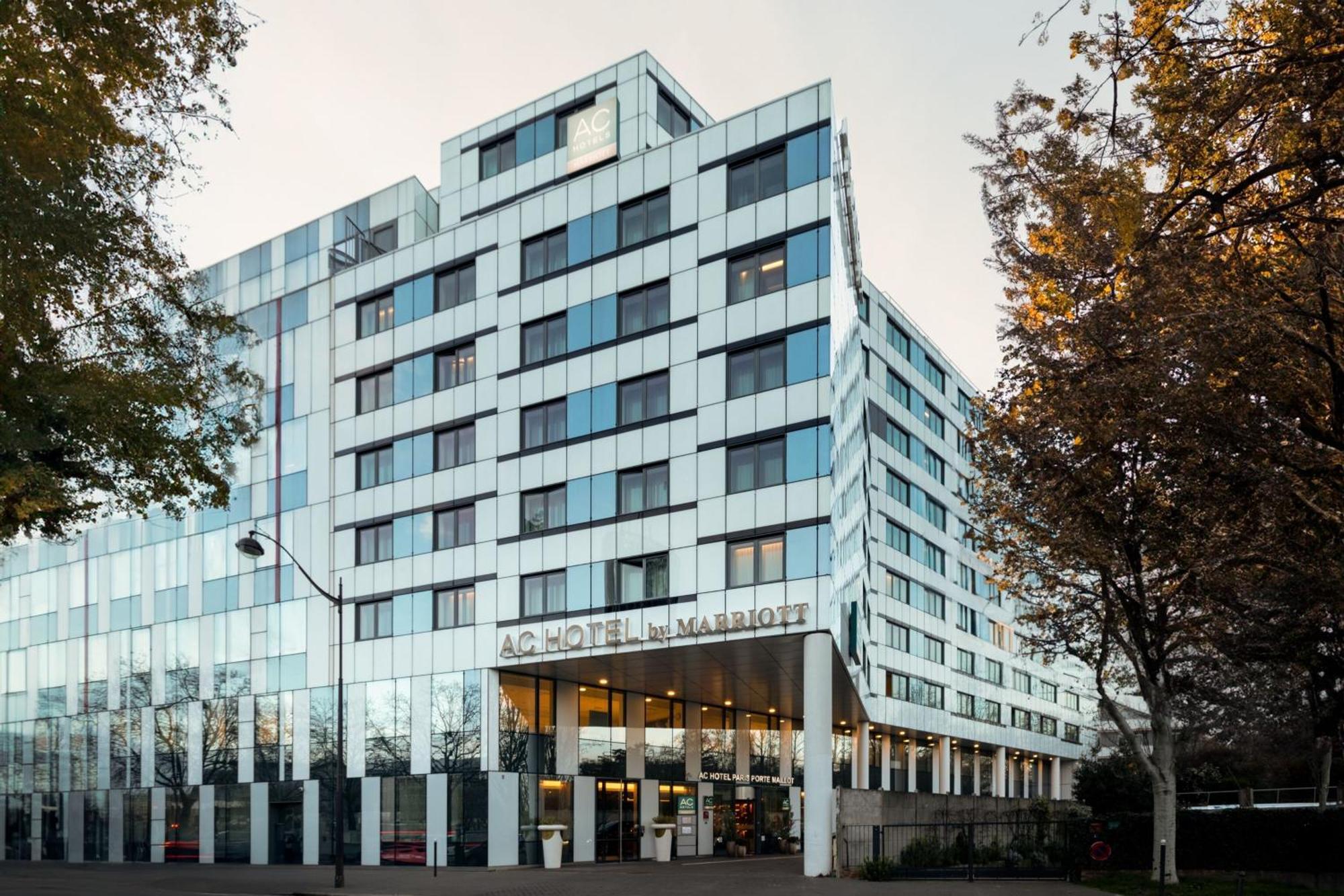 Ac Porte Maillot By Marriott Paris