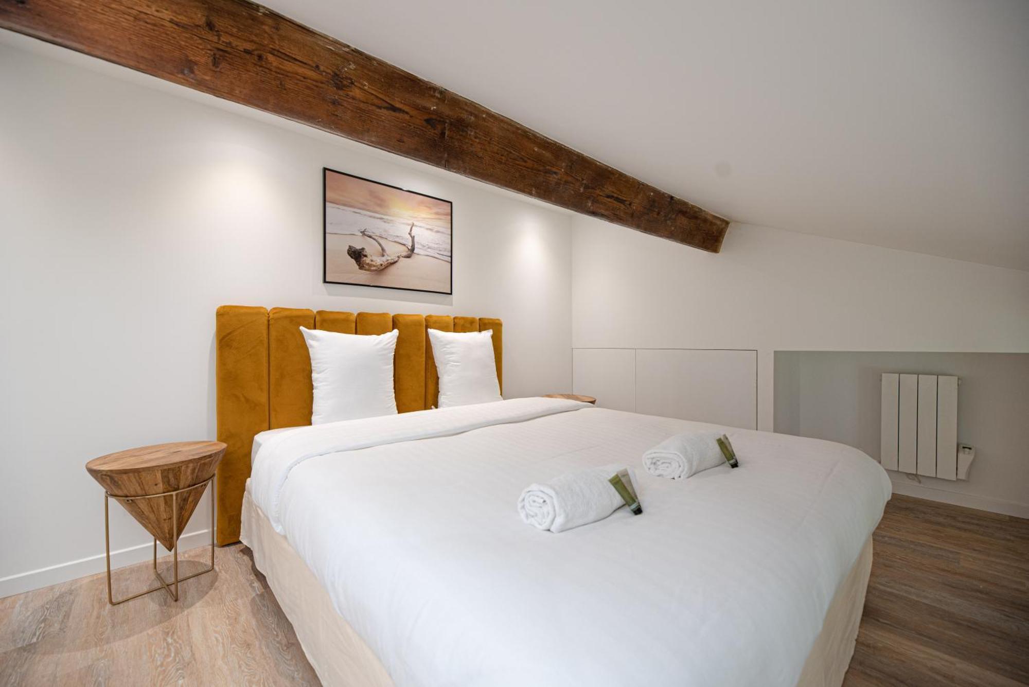 Loft In Apartment Paris