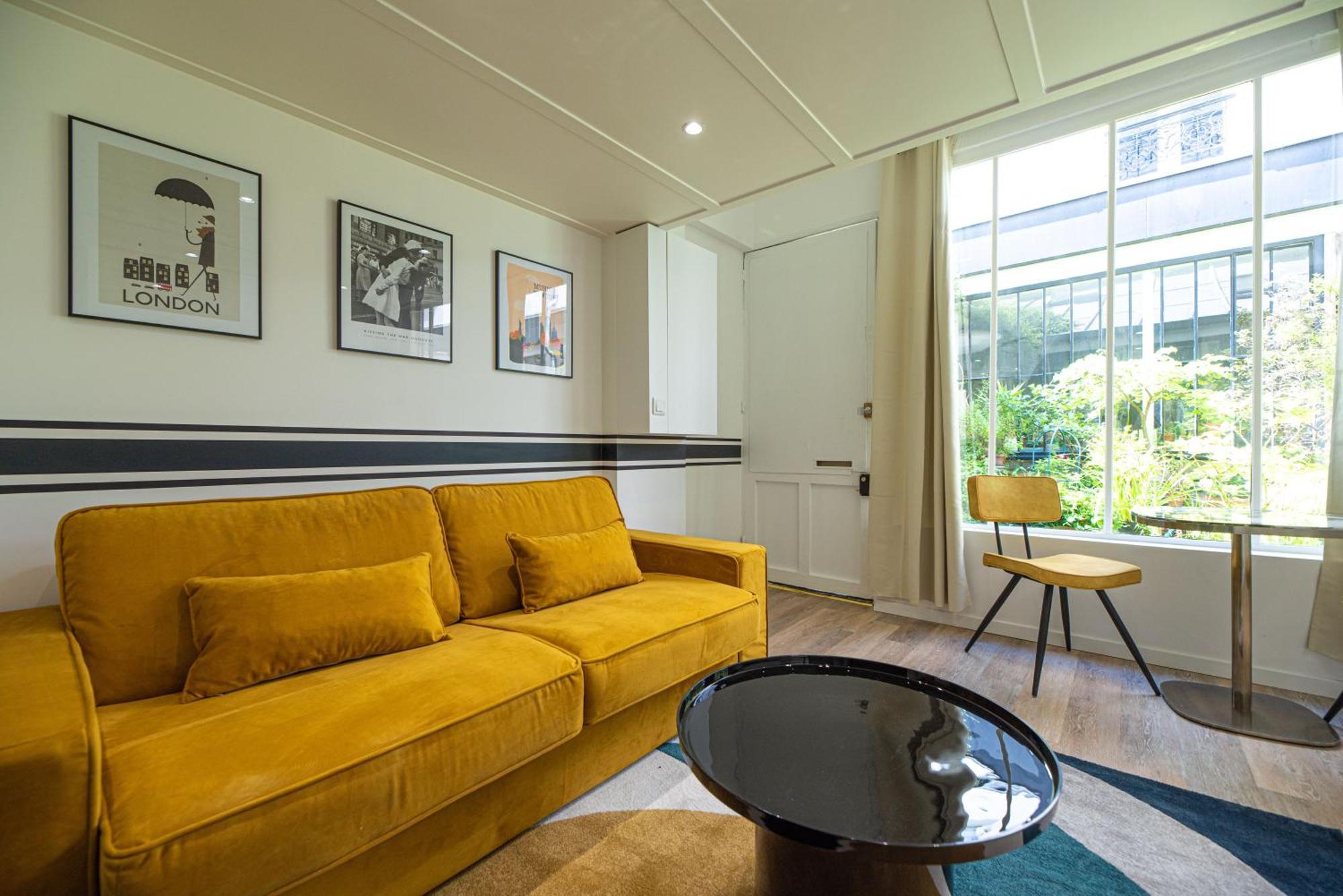 Loft In Apartment Paris