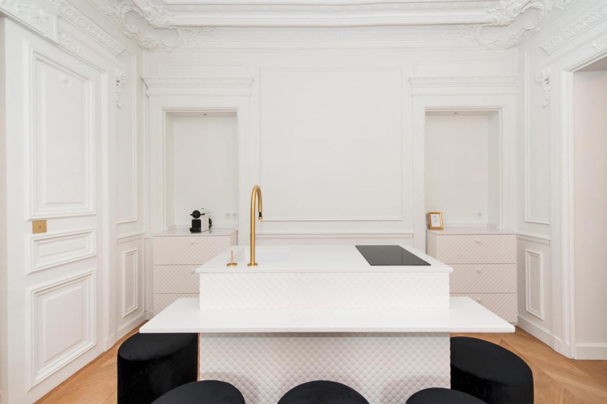 Pick A Flat's Champs Elysees - Rue Lincoln Paris