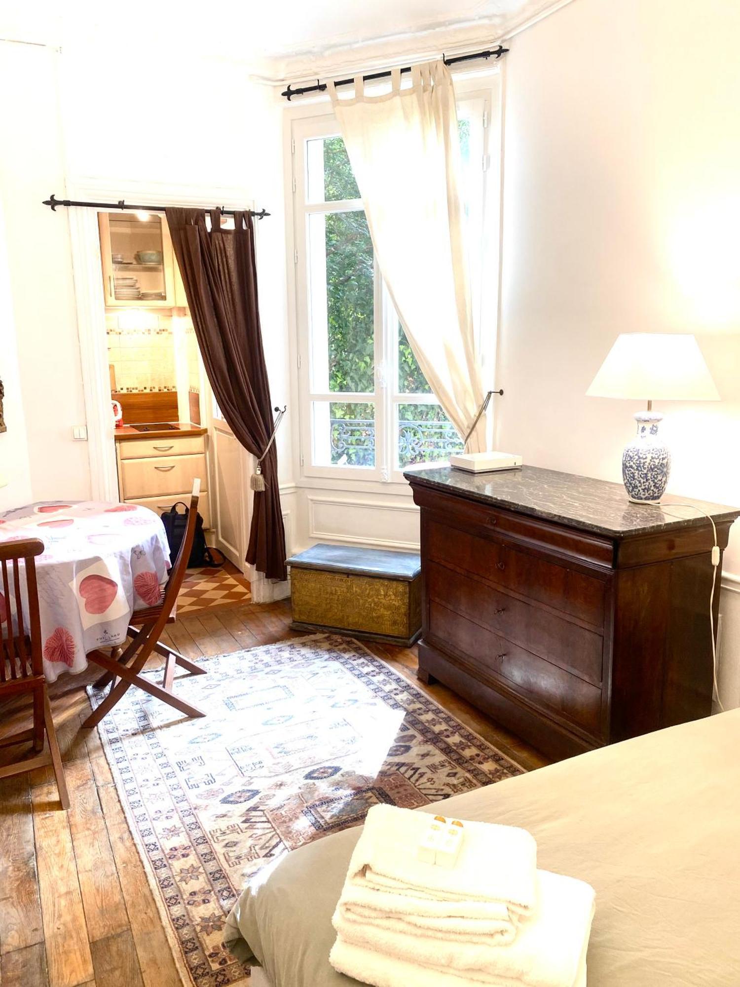 : Superbe Confortable Apartment Paris