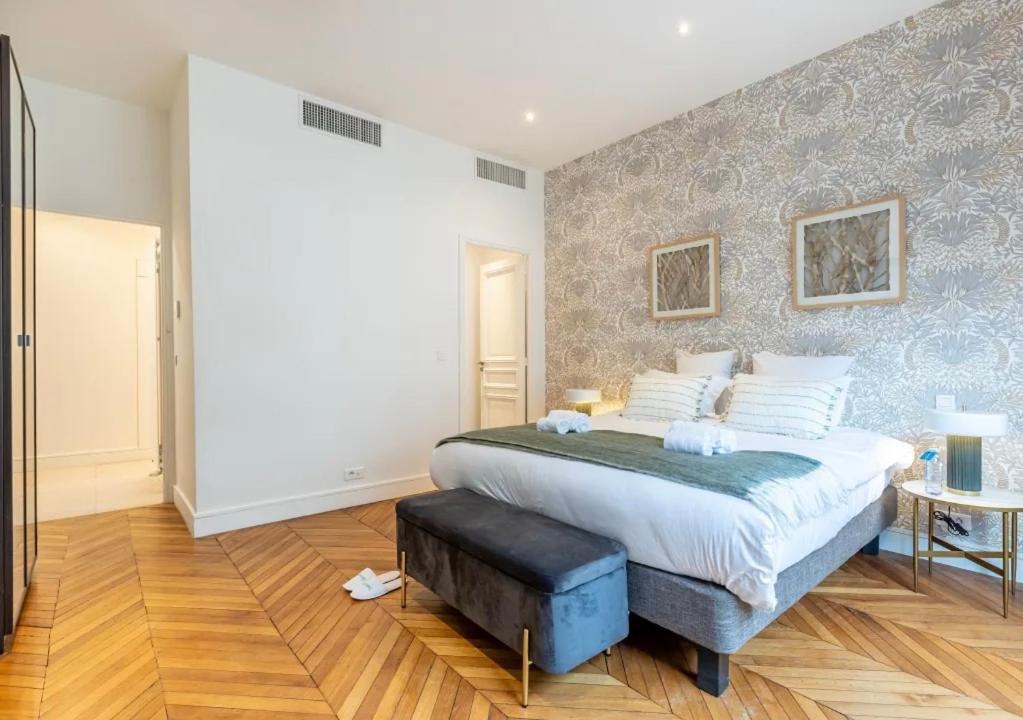 Luxurious Flat 180 M2 Champs-elysees Apartment