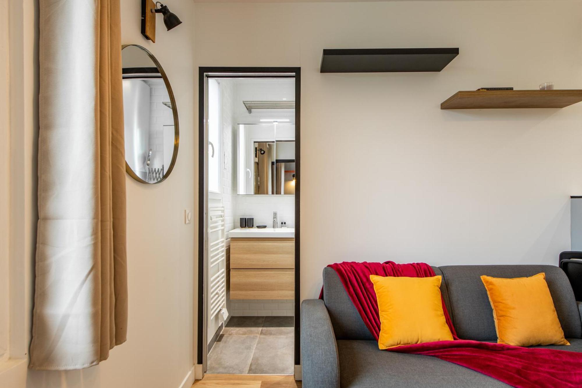 Apartment Cozy 1-bedroom With All Amenties In Montmartre Paris