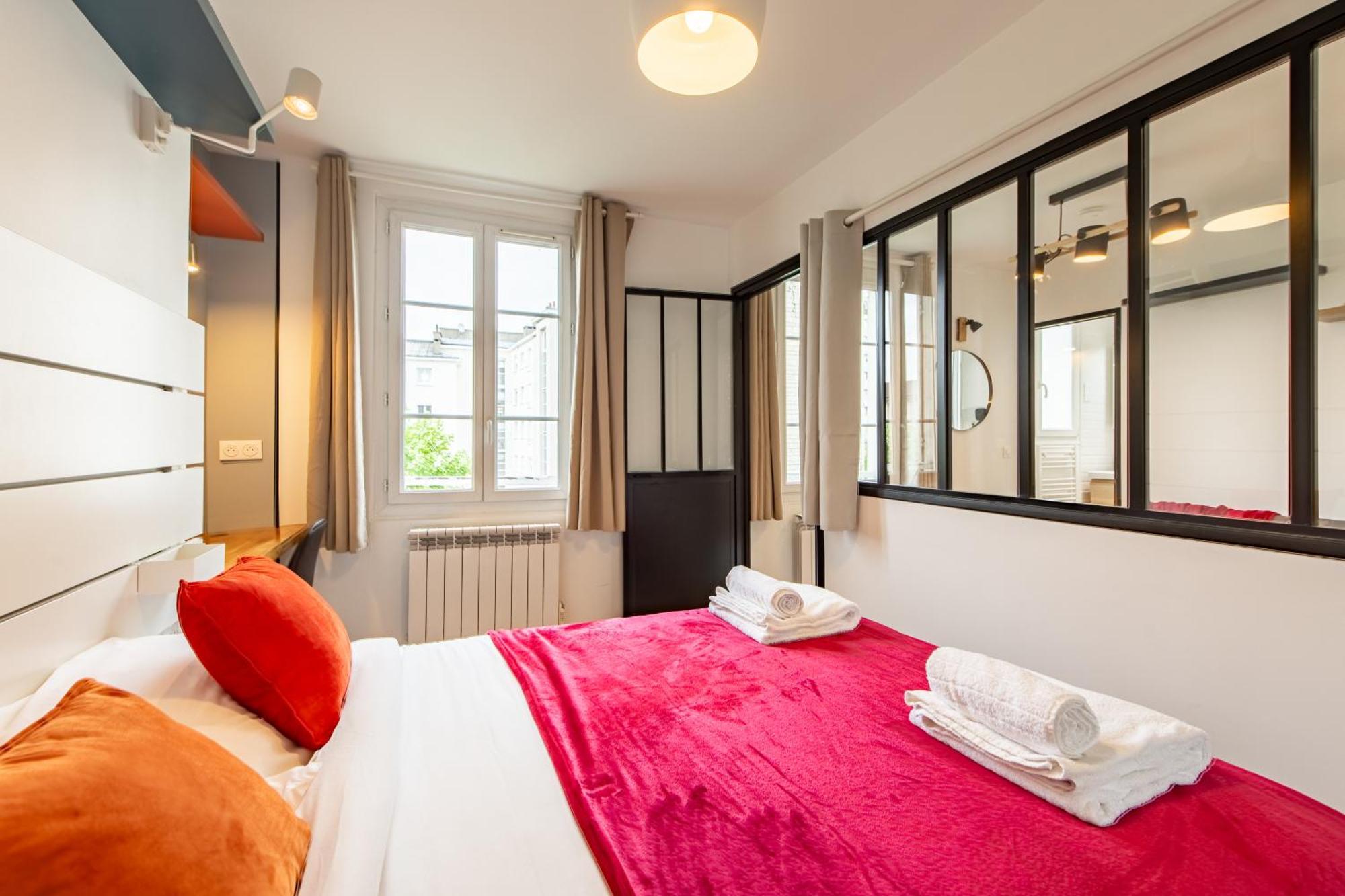 Apartment Cozy 1-bedroom With All Amenties In Montmartre Paris