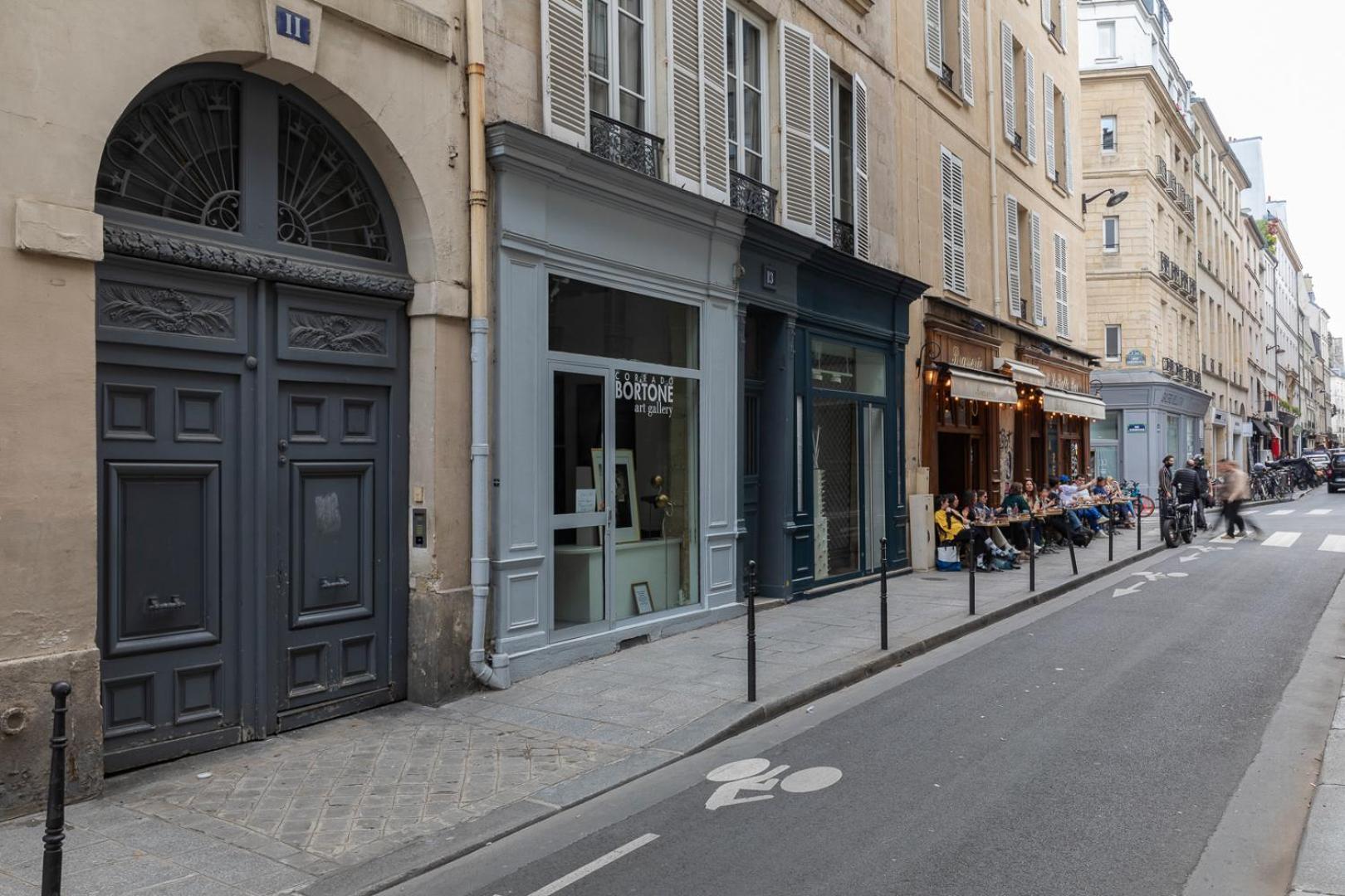 Charming Newly Renovated In The Heart Of St Germain Des Pres *