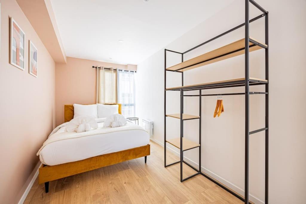 Charme Parisien 6 Personnes, 2 Chambres, 19eme Apartment