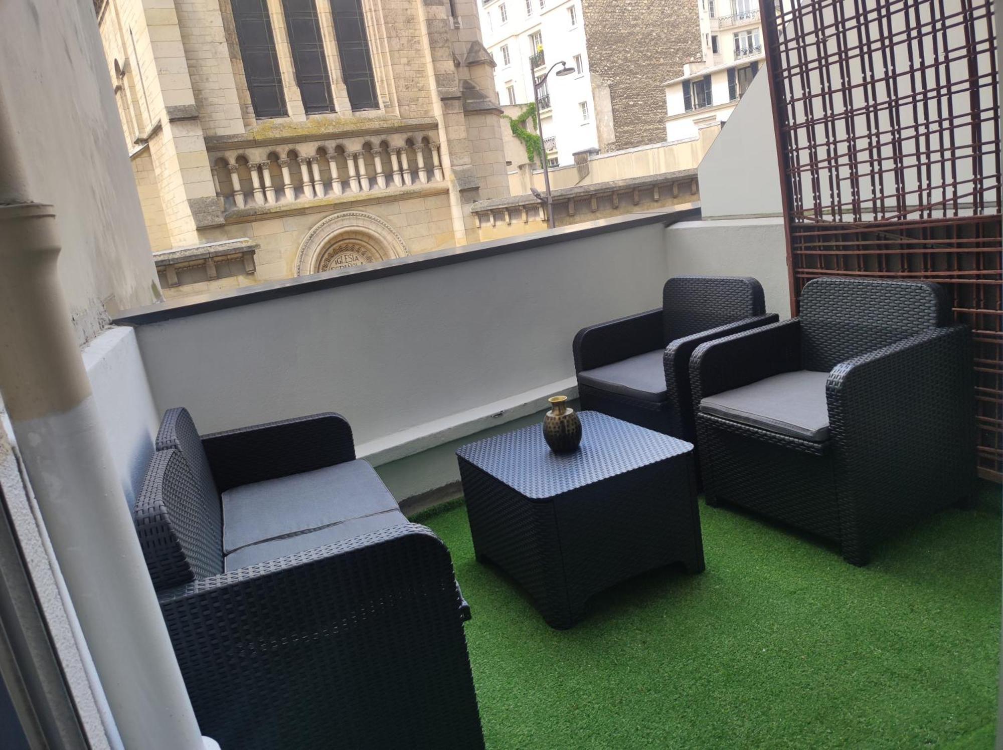 Appartement Trocadero 16ieme - With Balcony *